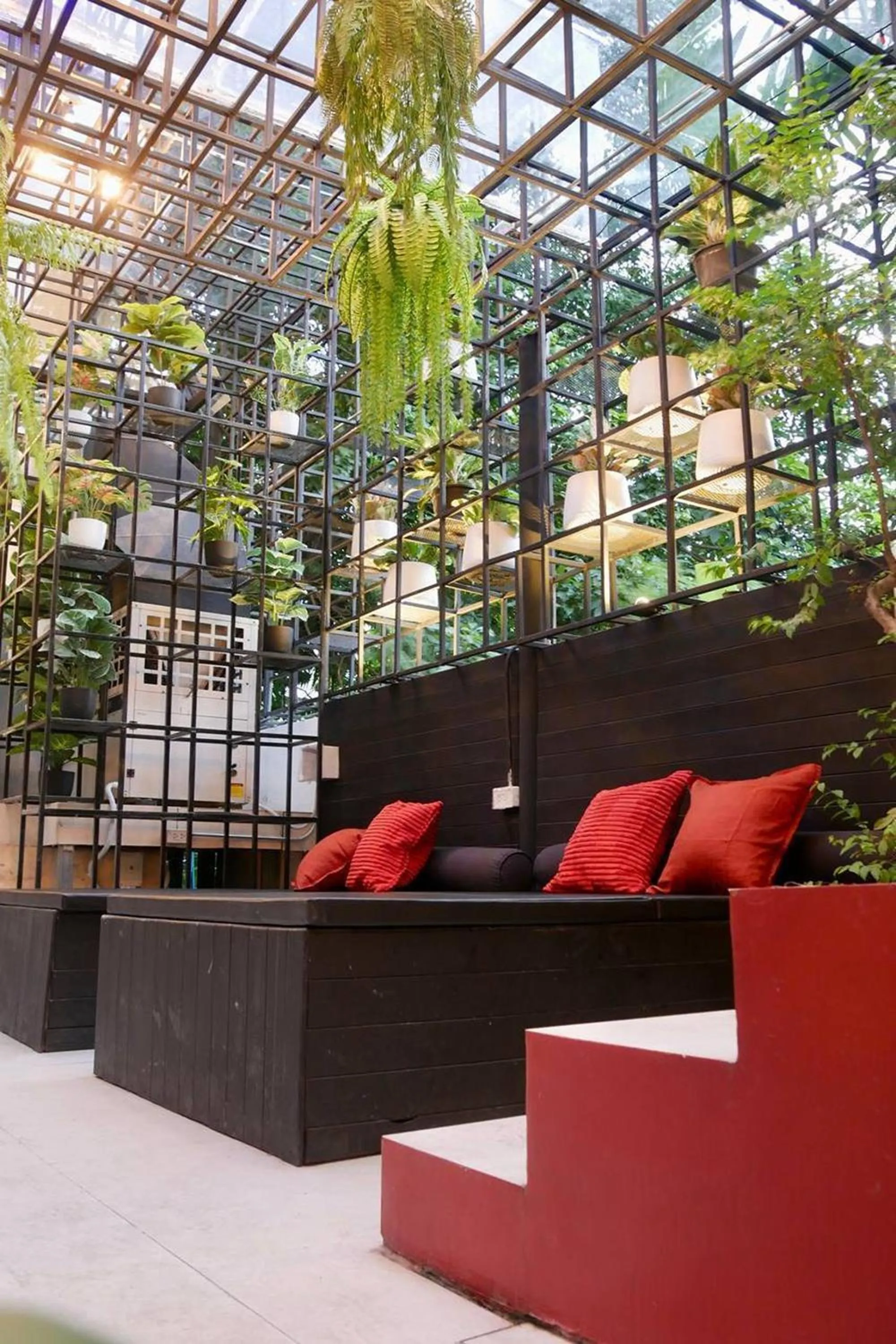 Lounge or bar in Blu Cabin Ari Stylish Gay Poshtel