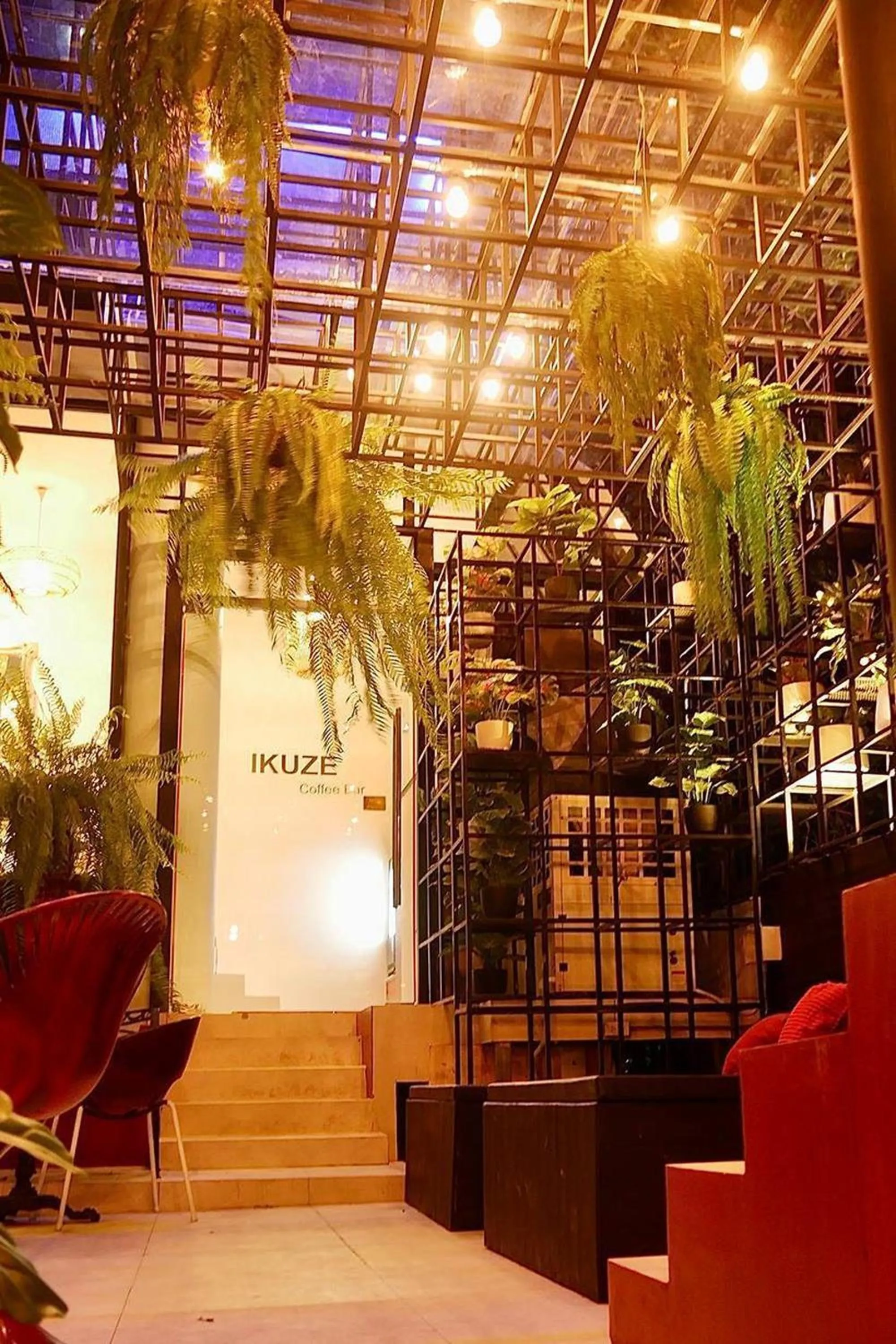 Lounge or bar in Blu Cabin Ari Stylish Gay Poshtel