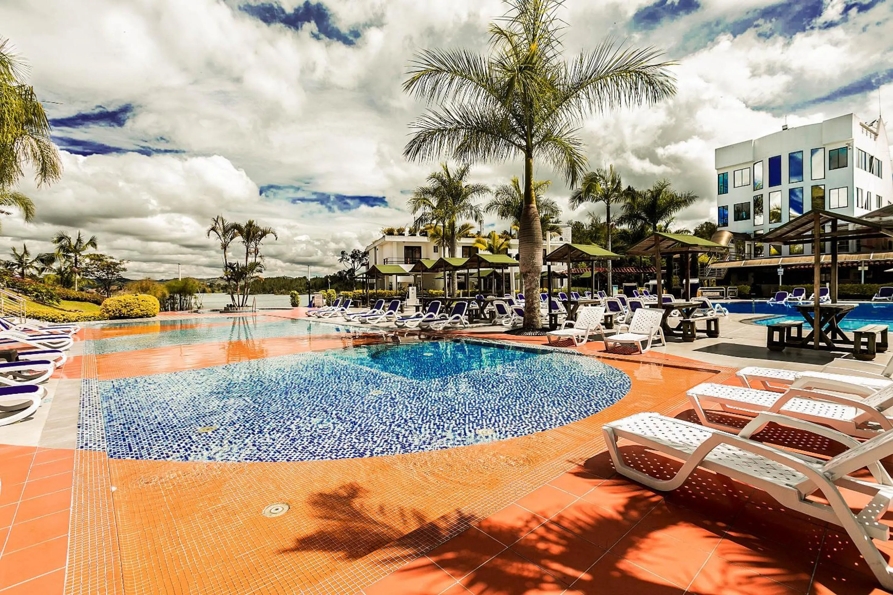 Swimming pool in Hotel Los Recuerdos