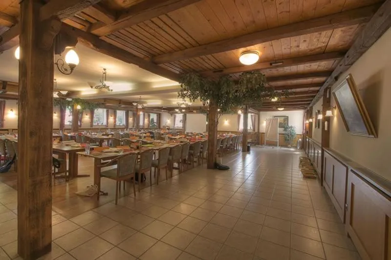 Restaurant/places to eat in Jeddinger Hof Land- und Seminarhotel