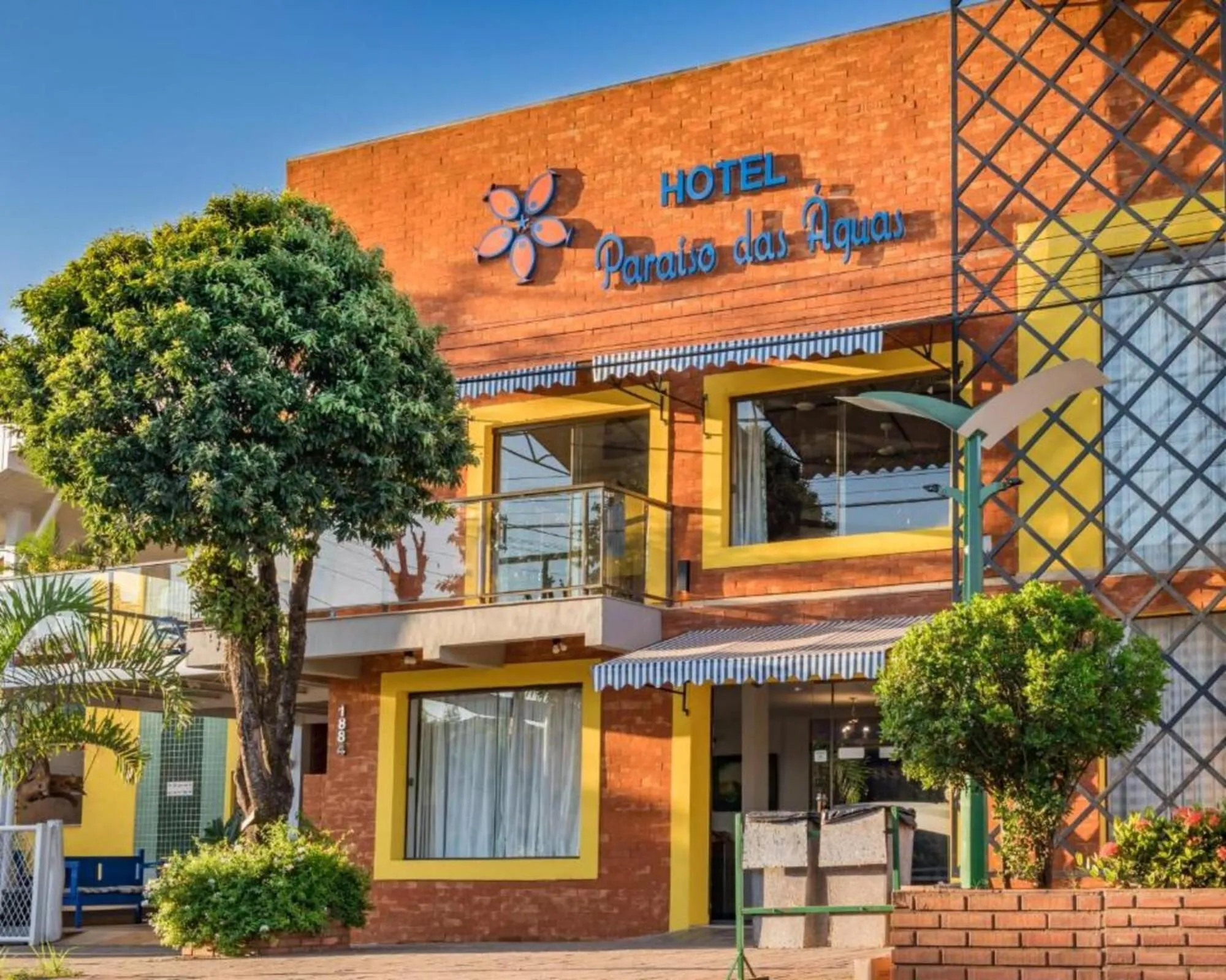 Property building in Hotel Paraíso das Águas Bonito