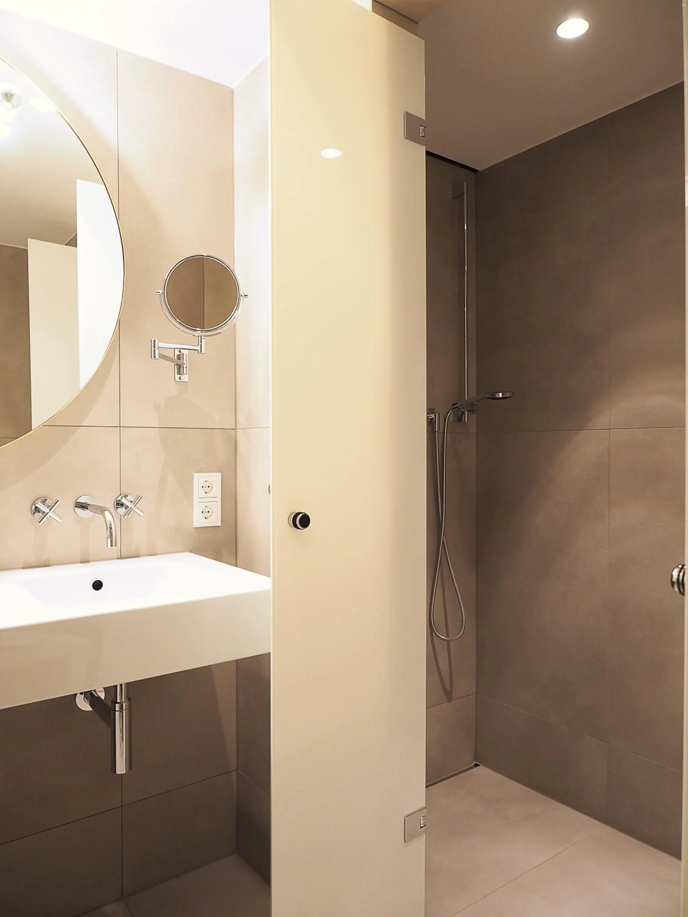 Toilet in Jugend- und Familienhotel Augustin