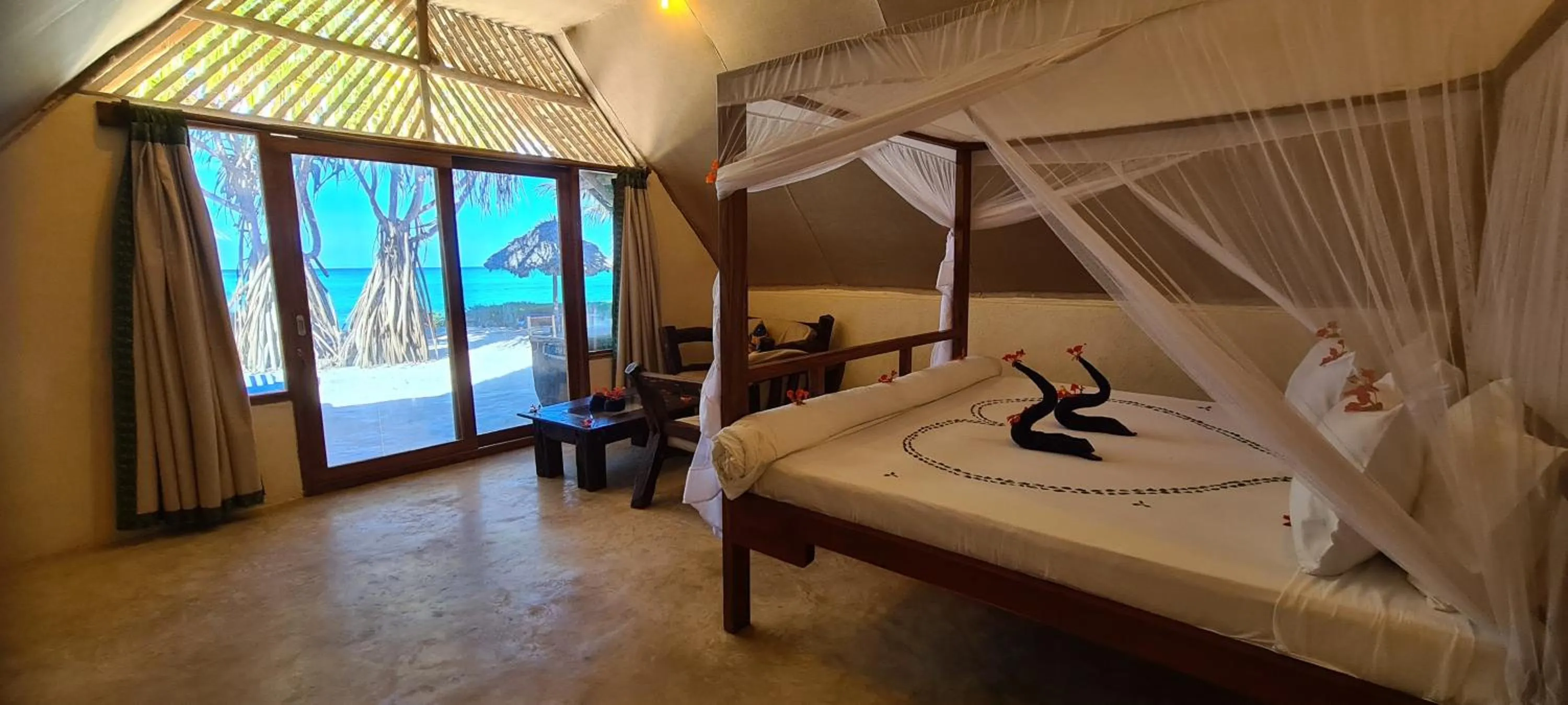 Photo of the whole room, Bed in The Zanzibari