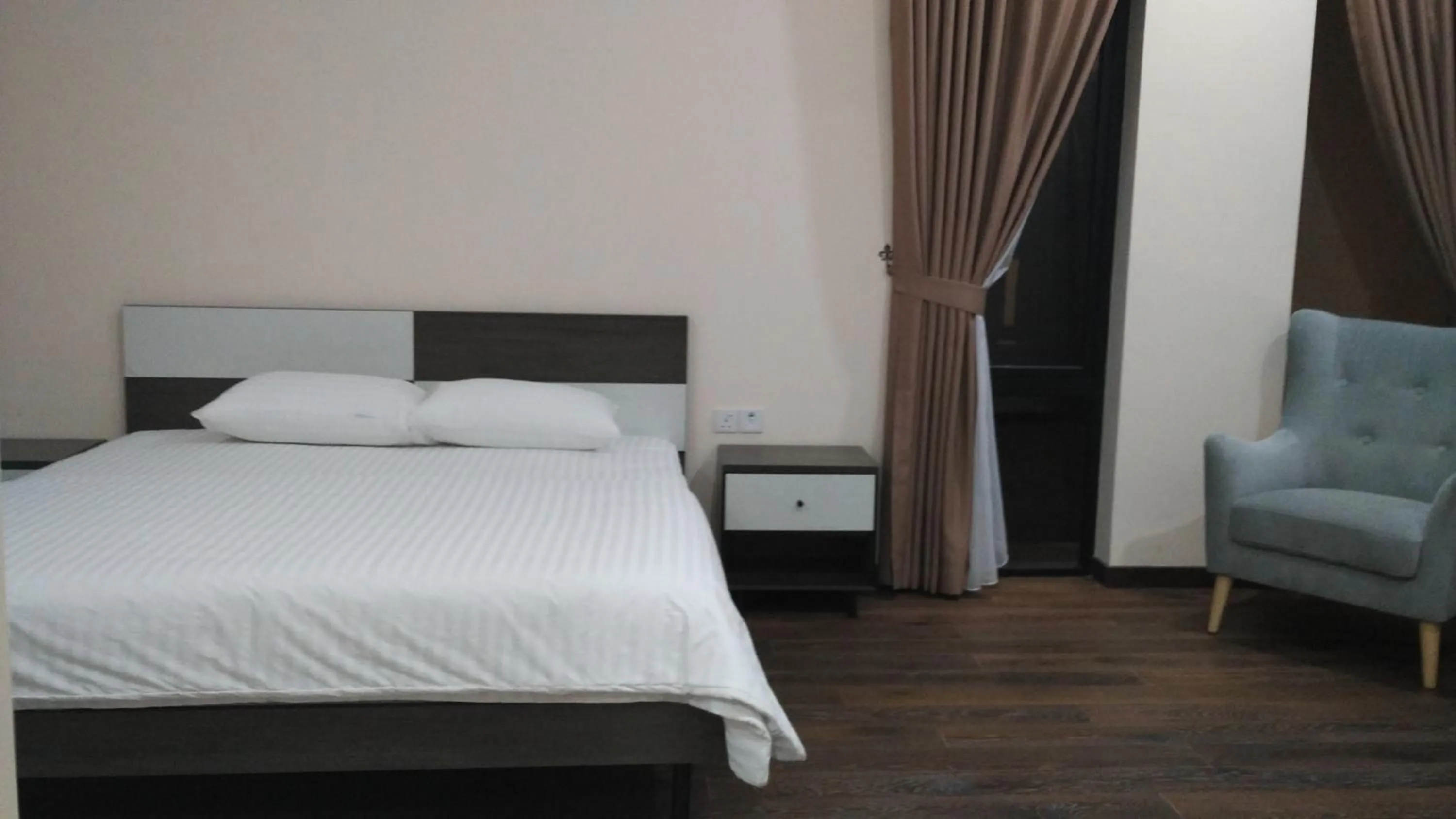 Bedroom, Bed in SleepRest @ Nagoya Valley