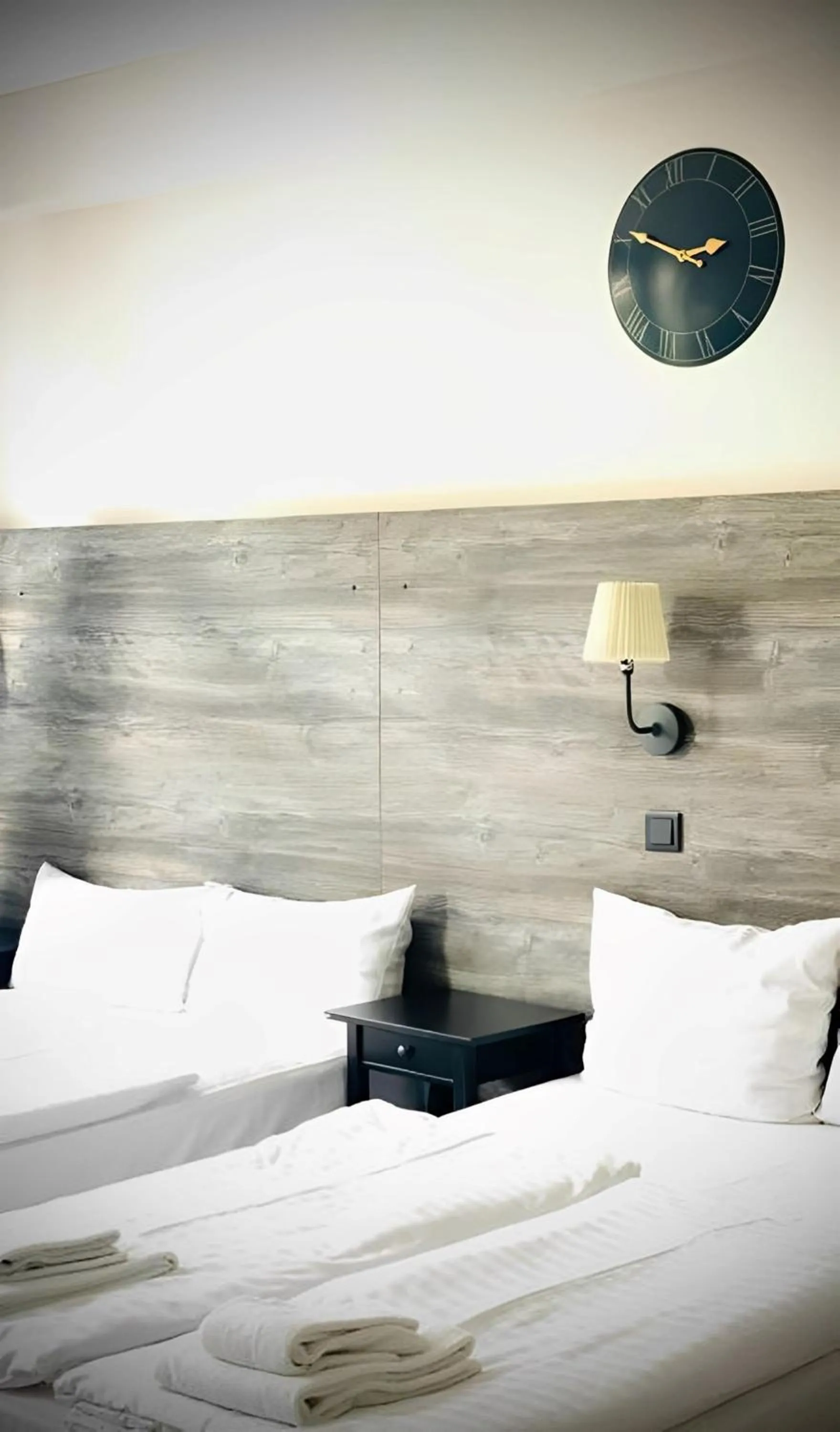 Staff in Check-in Hamburg