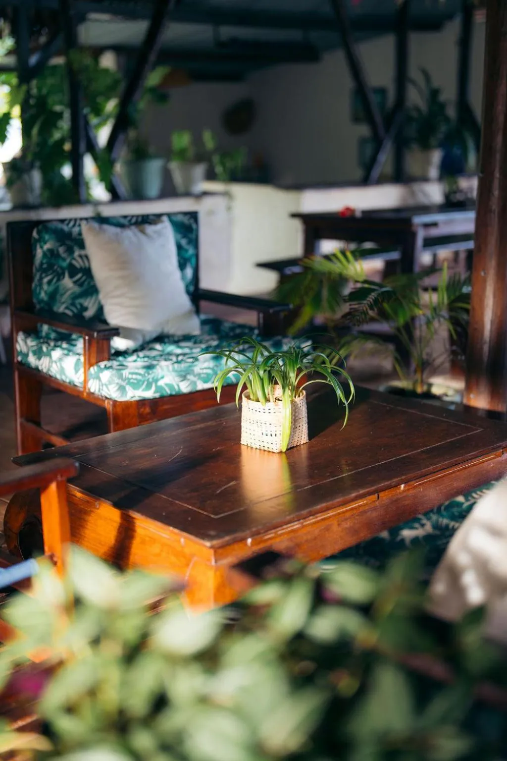 Restaurant/places to eat in Aurora Lodge