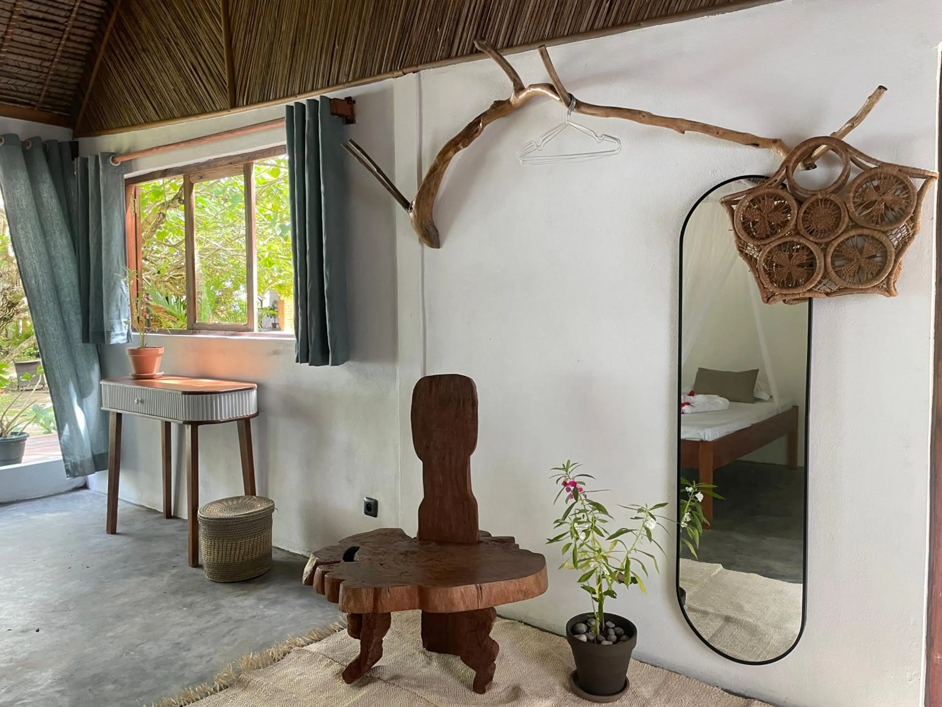 Decorative detail in Aurora Lodge