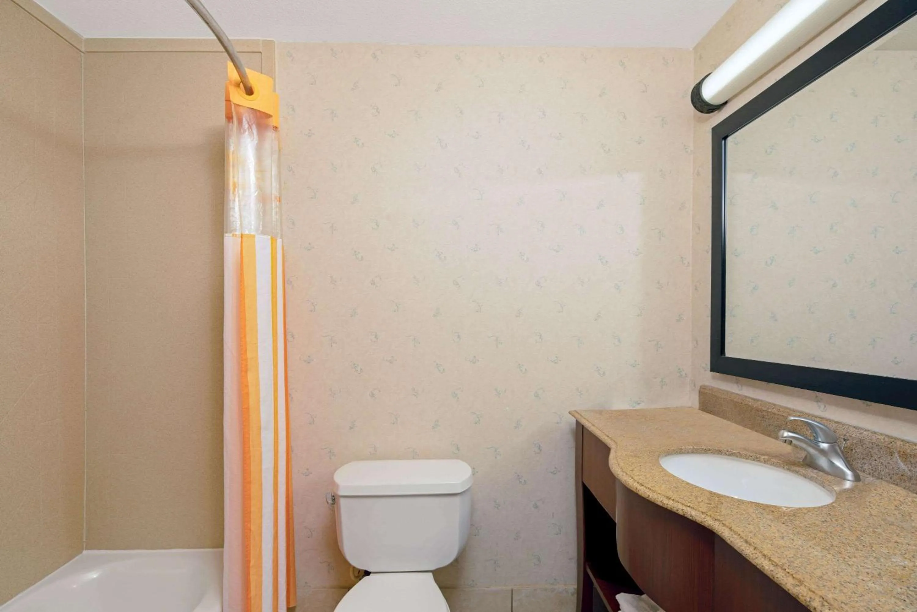 Bathroom in La Quinta by Wyndham Corpus Christi-N Padre Isl.