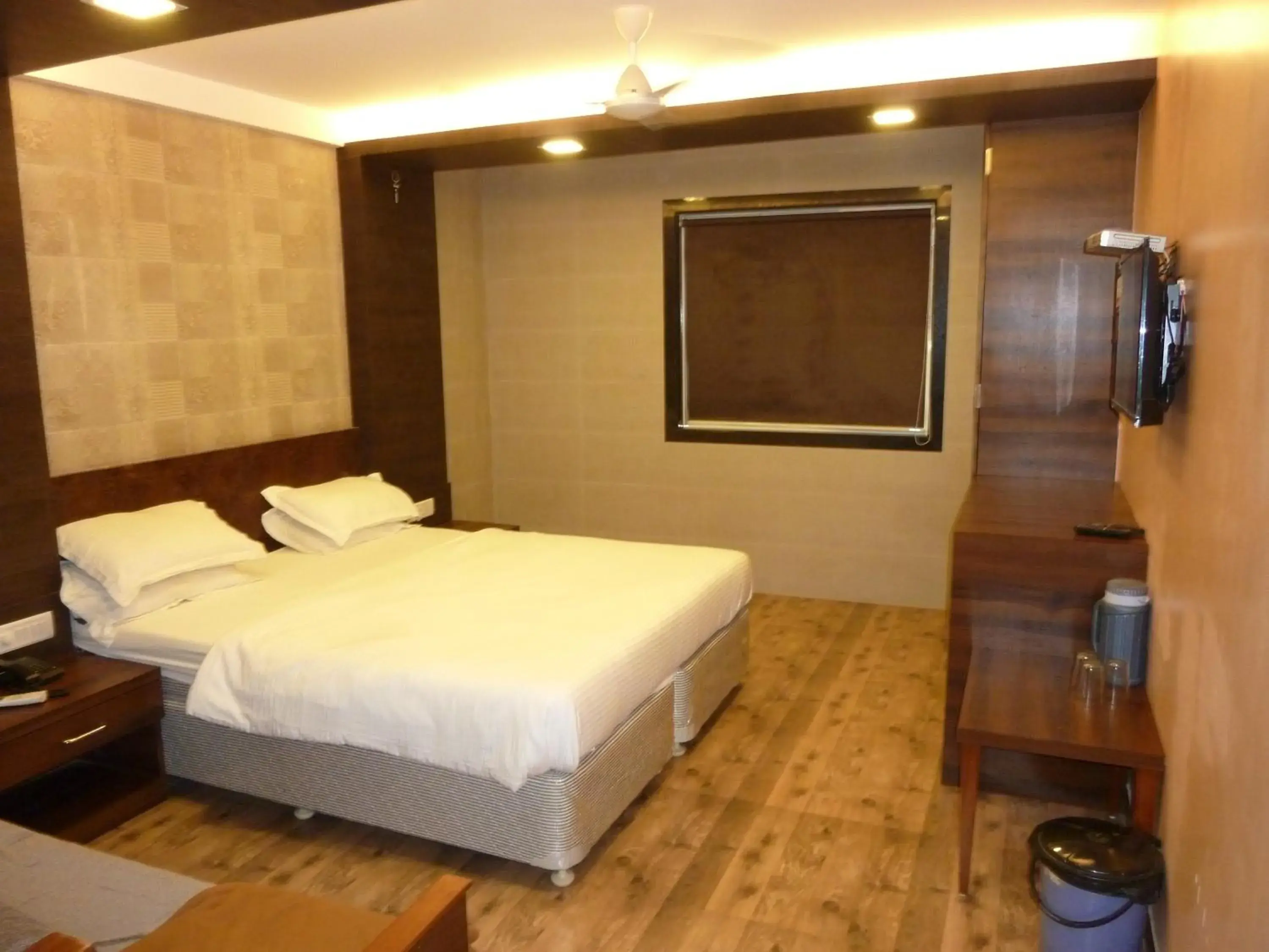 Superior Double Room in Hotel Orient Palace Superior Double Room in Hotel Orient Palace