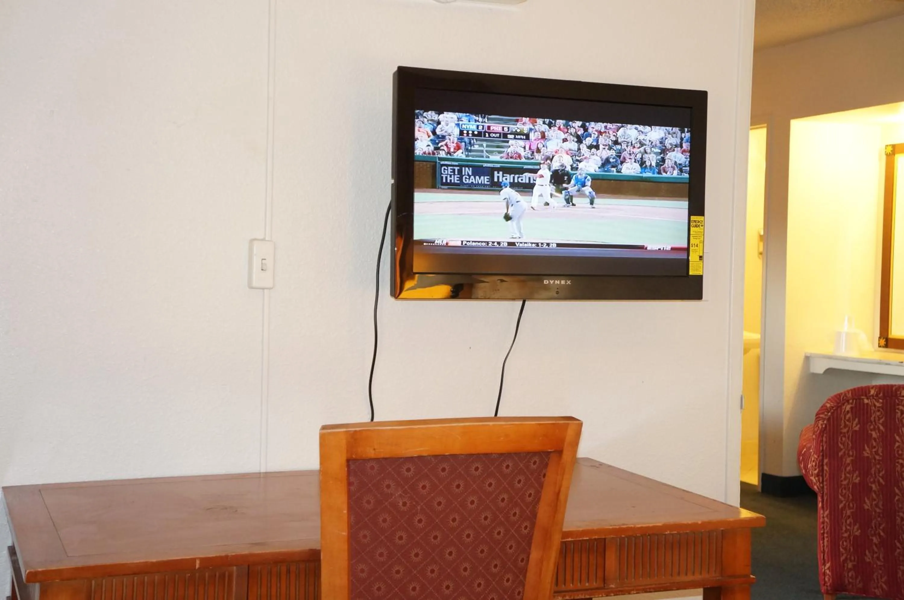 TV and multimedia in Classic Inn