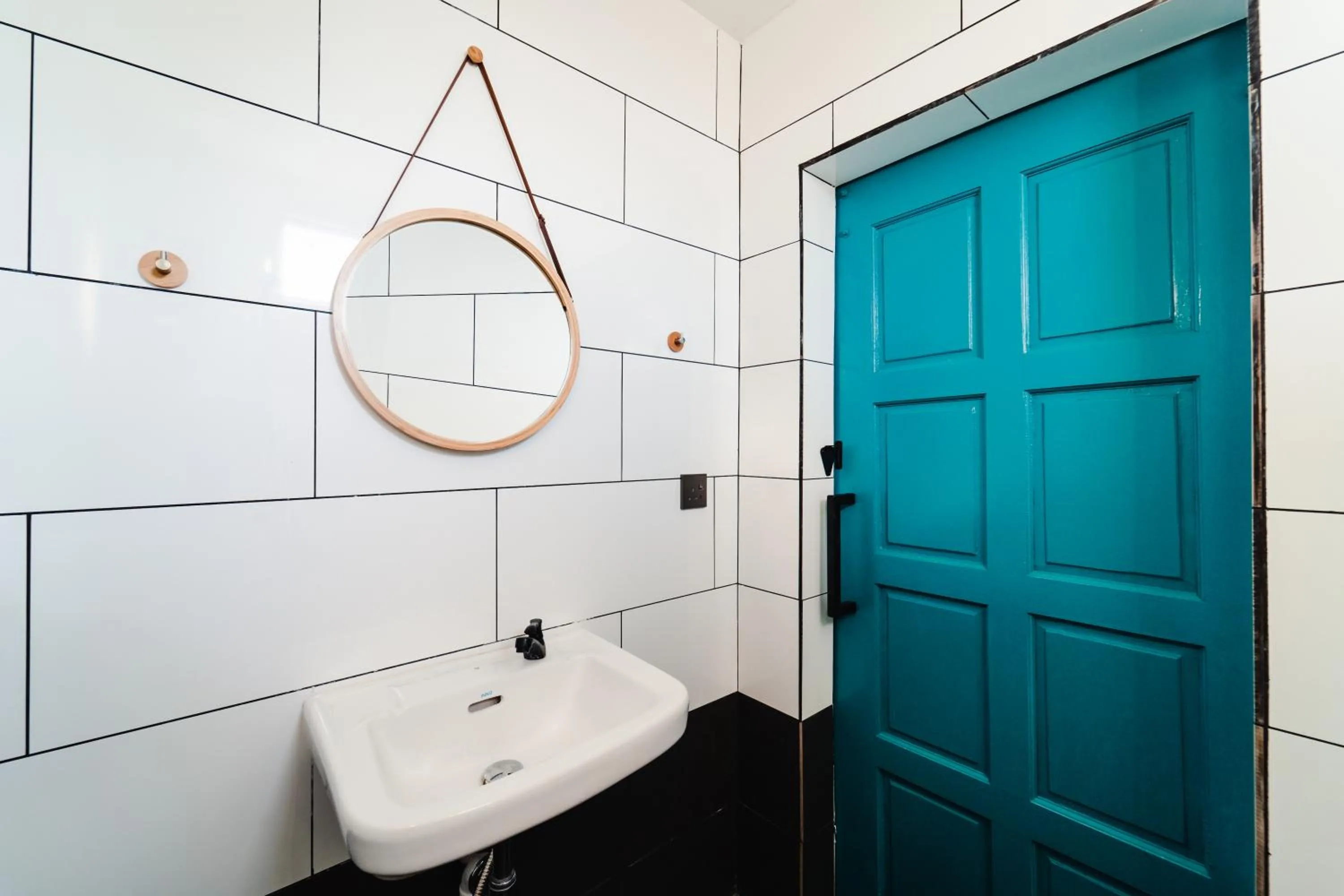 Shower in Perfect Hub Semporna