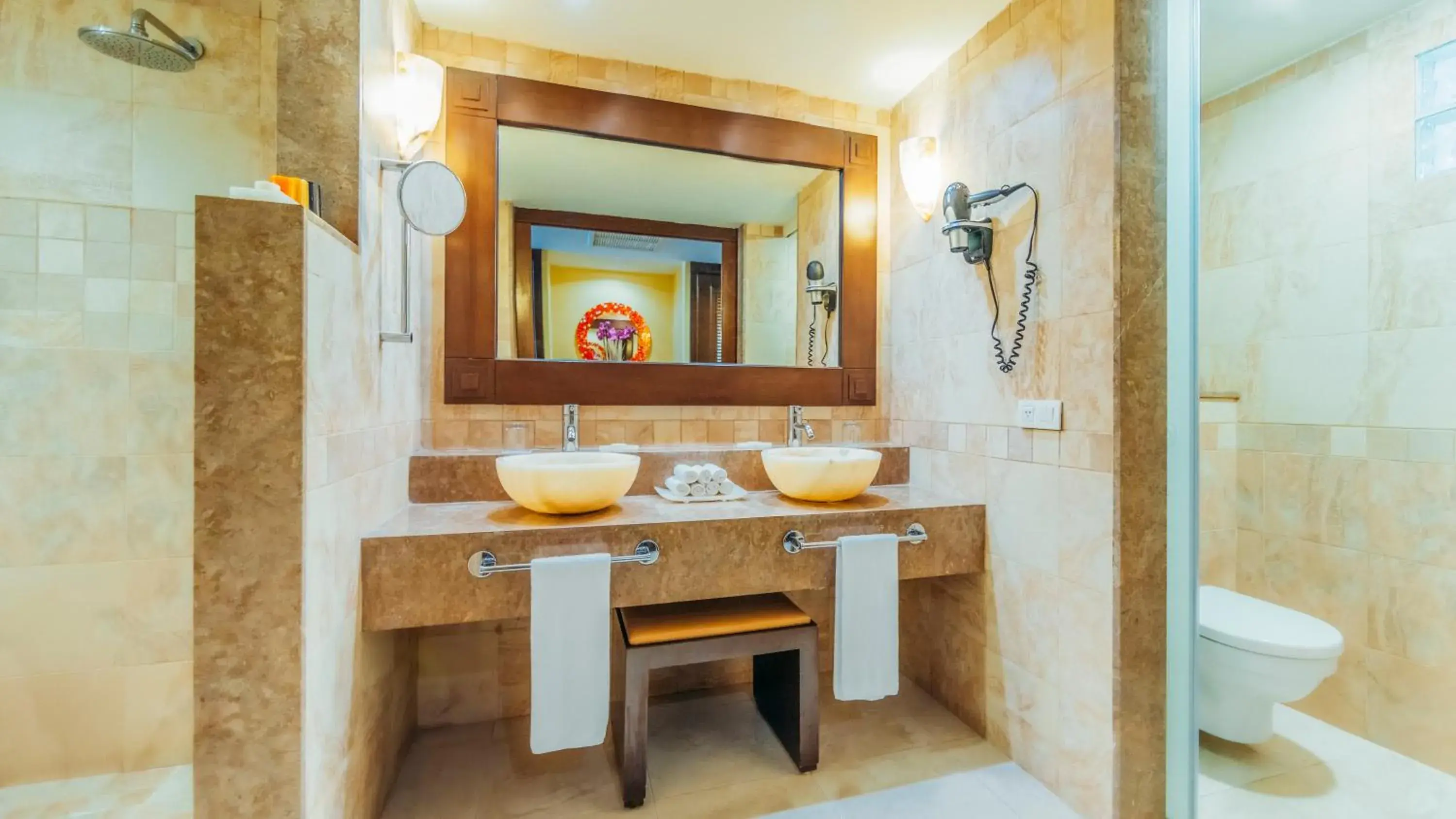 Junior Suite Ocean Front Premium Level (1 Adult + 1 Child) - single occupancy in Barceló Maya Palace - All Inclusive Junior Suite Ocean Front Premium Level (1 Adult + 1 Child) - single occupancy in Barceló Maya Palace - All Inclusive