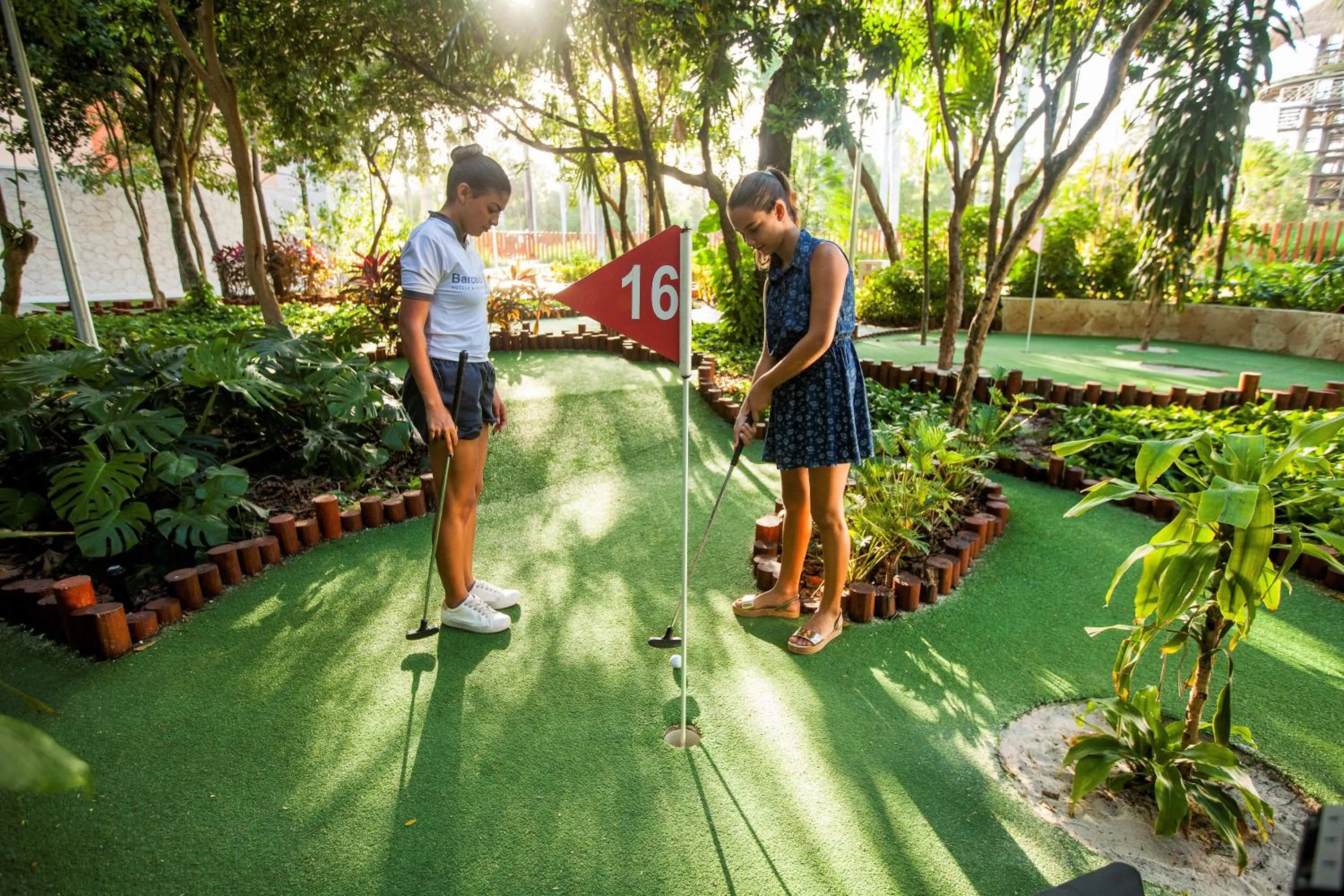 Minigolf in Barceló Maya Palace - All Inclusive