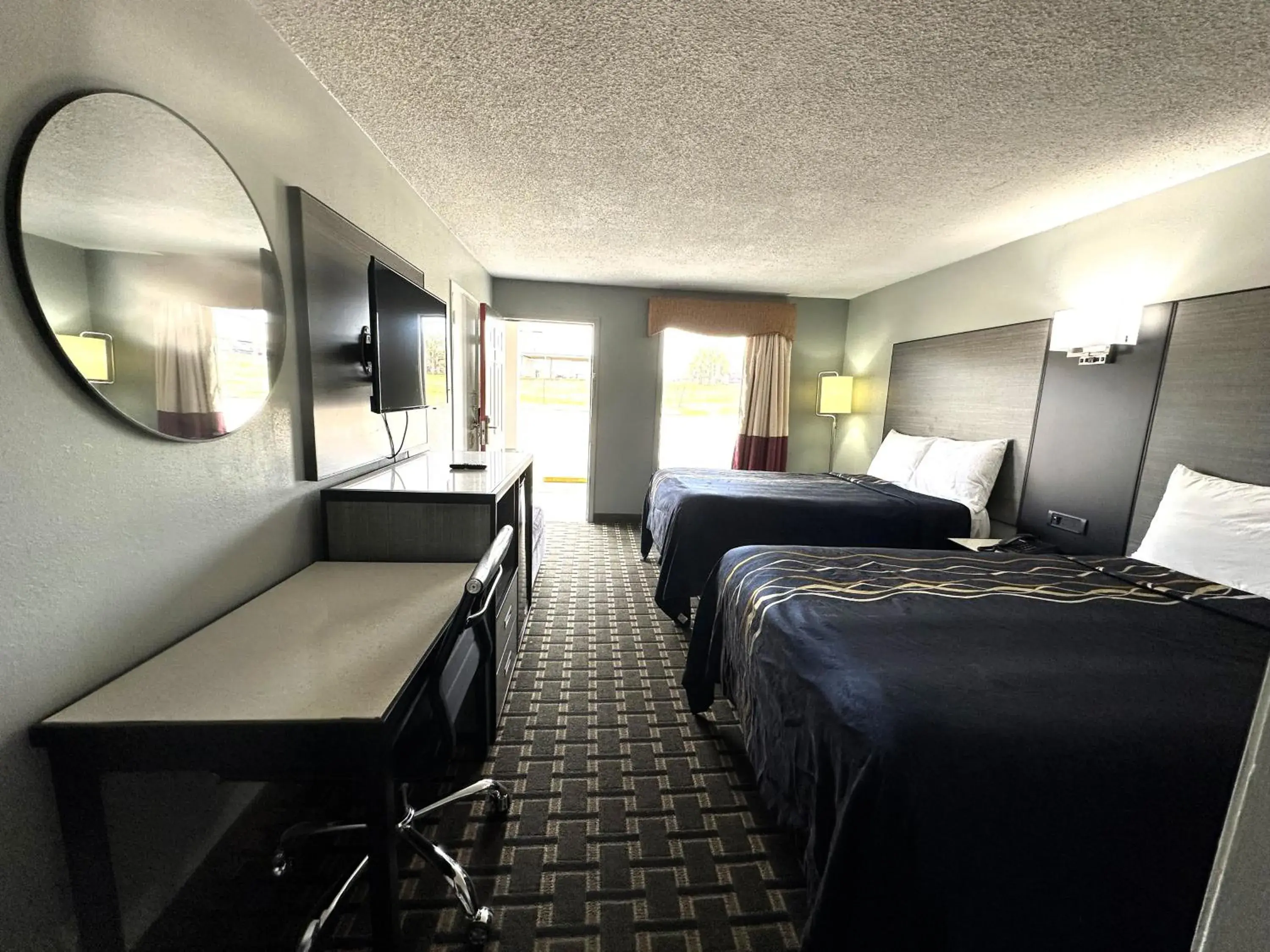 Double Room with Two Double Beds - Non-Smoking in Red Carpet Inn - Natchez Double Room with Two Double Beds - Non-Smoking in Red Carpet Inn - Natchez