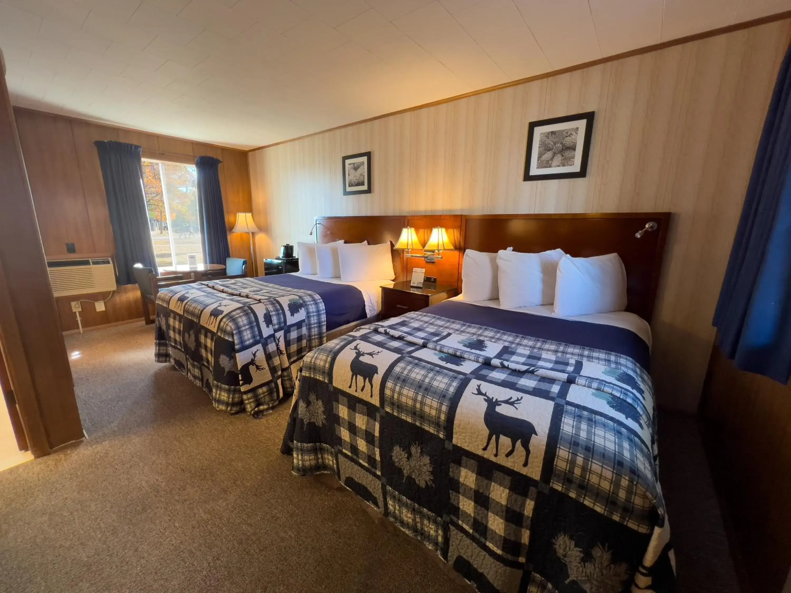 Standard Double Room in Riviera Motel Standard Double Room in Riviera Motel