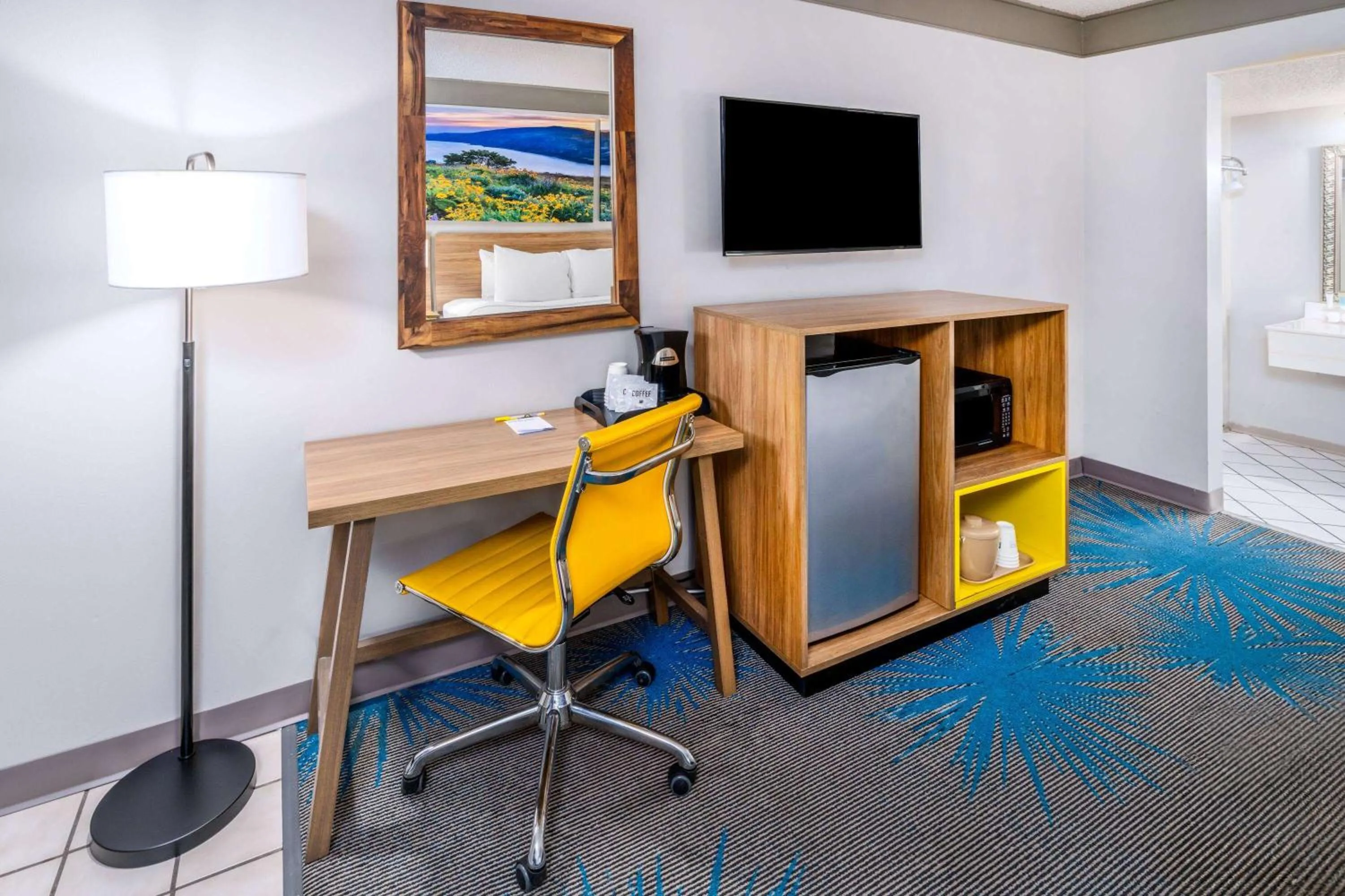 Photo of the whole room in Days Inn by Wyndham Delta CO