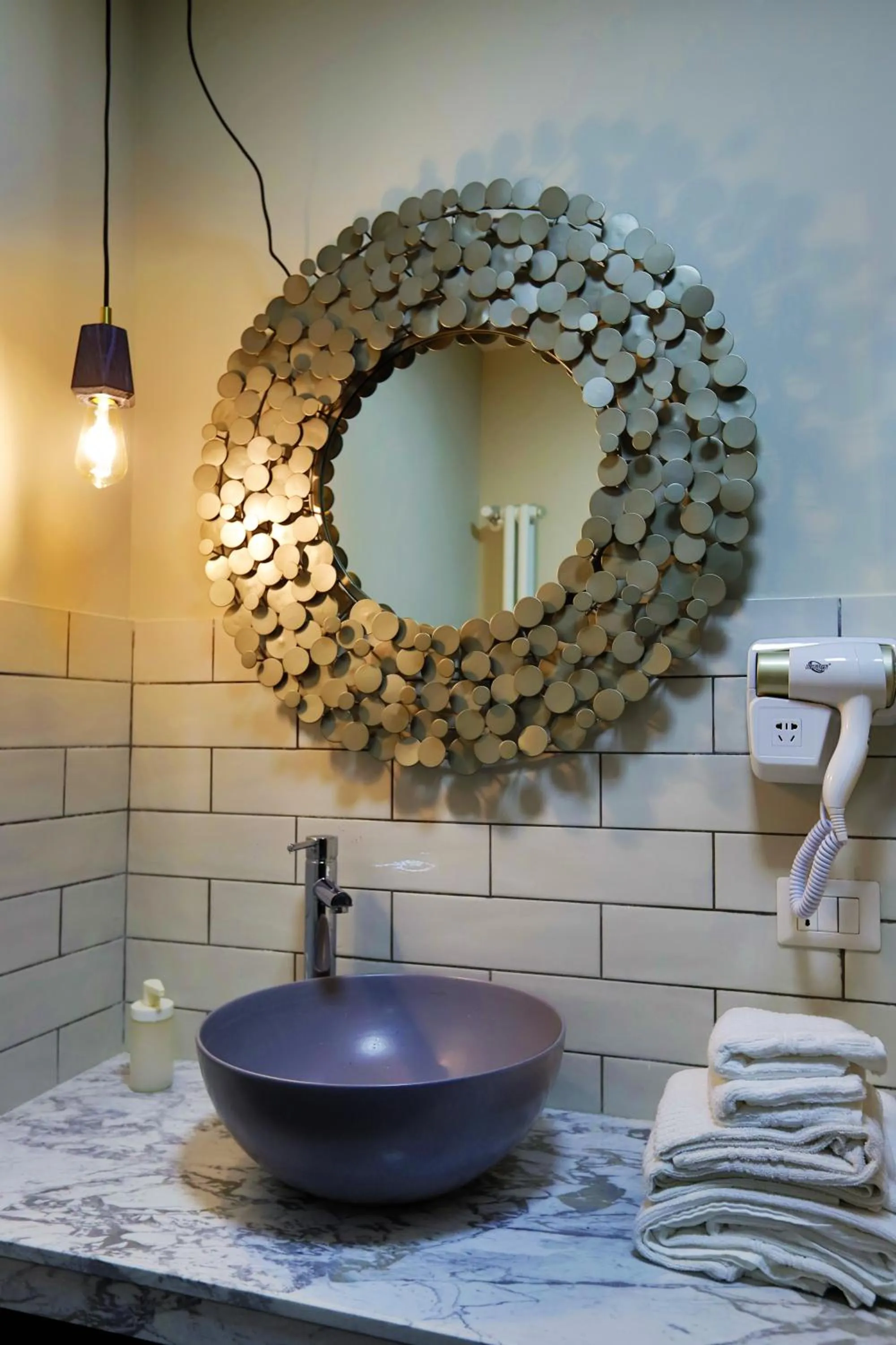 Bathroom in PORTO 53