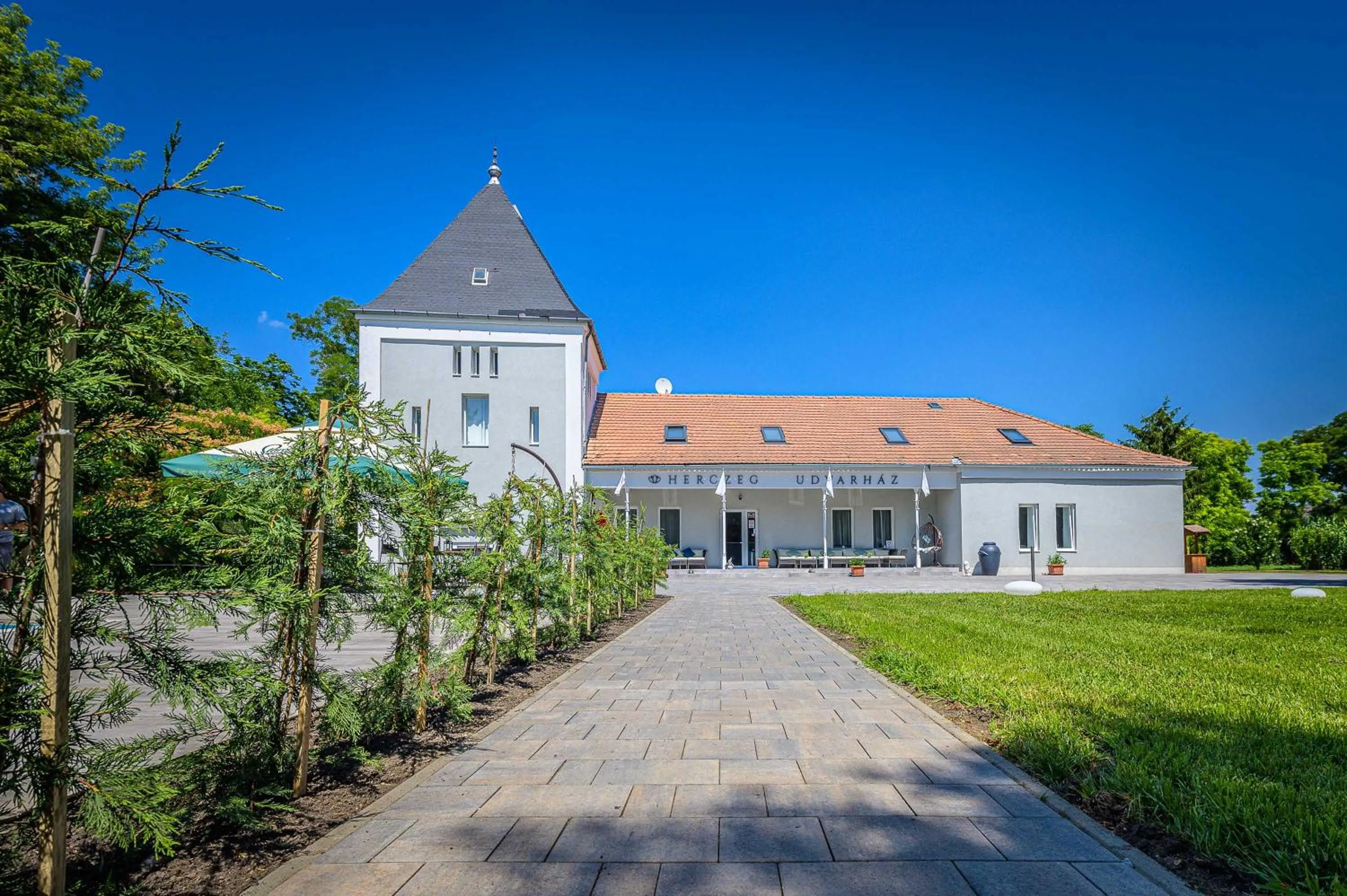 Herczeg Udvarház Poroszló