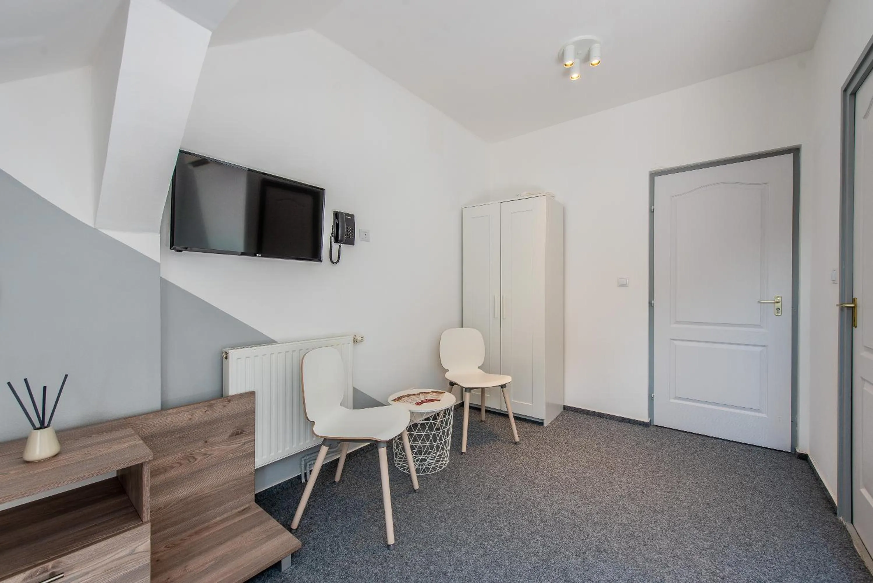 TV and multimedia in Herczeg Udvarház Poroszló