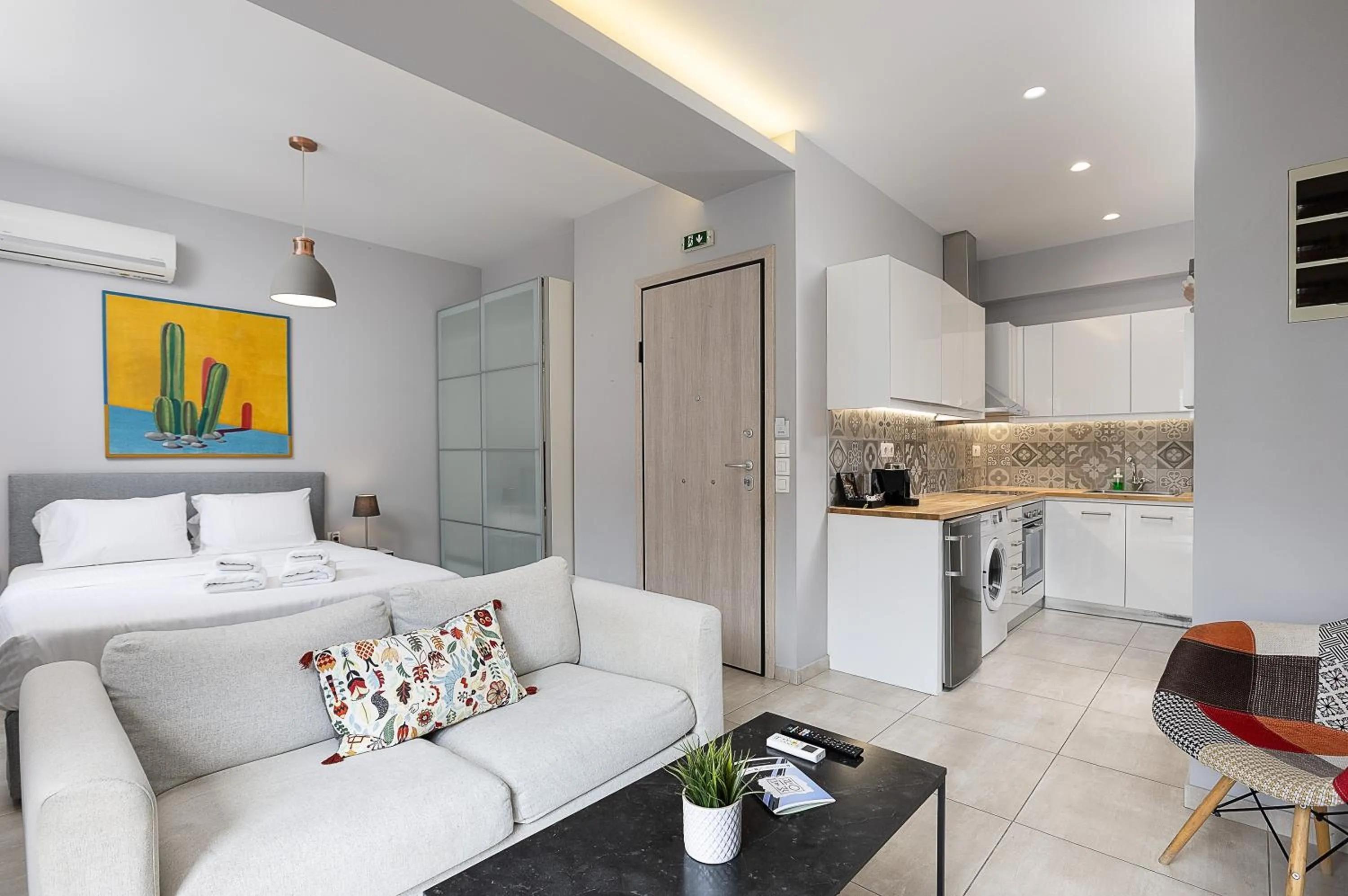 Superior Studio with Veranda in The Omnia Collection Pagrati