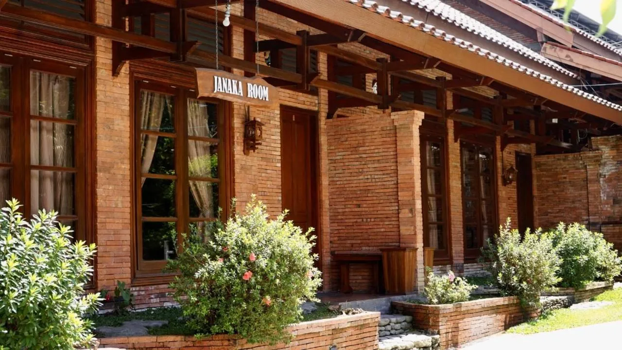 Jawa Dwipa Heritage Resort