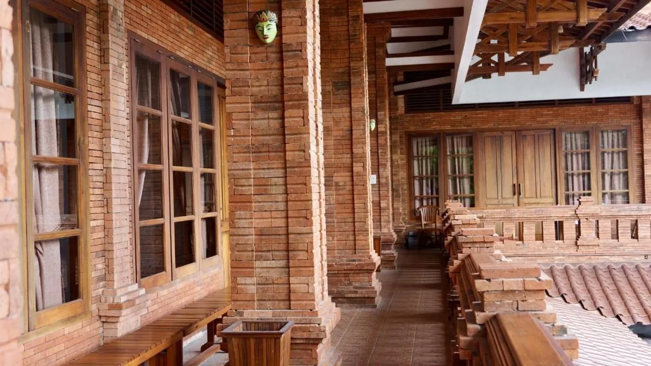 Jawa Dwipa Heritage Resort