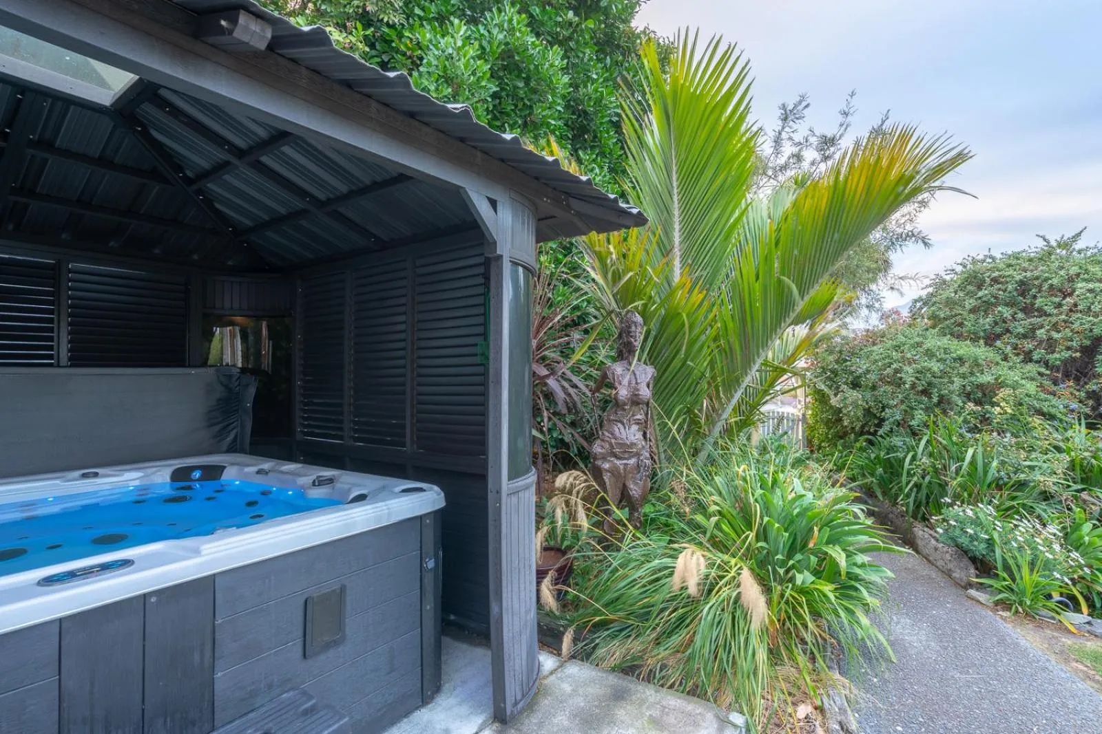 Property building in Nikau Lodge