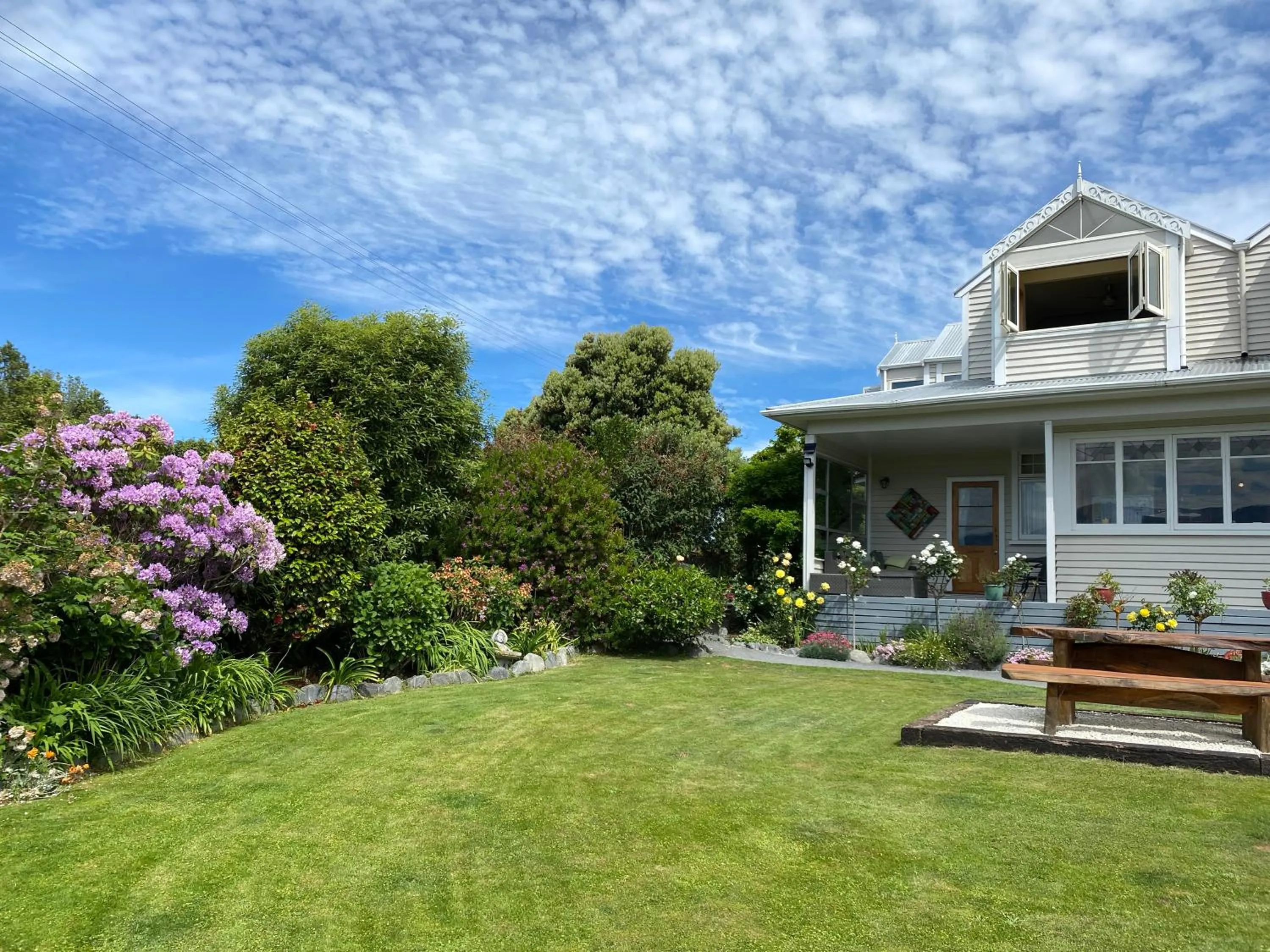 Garden in Nikau Lodge