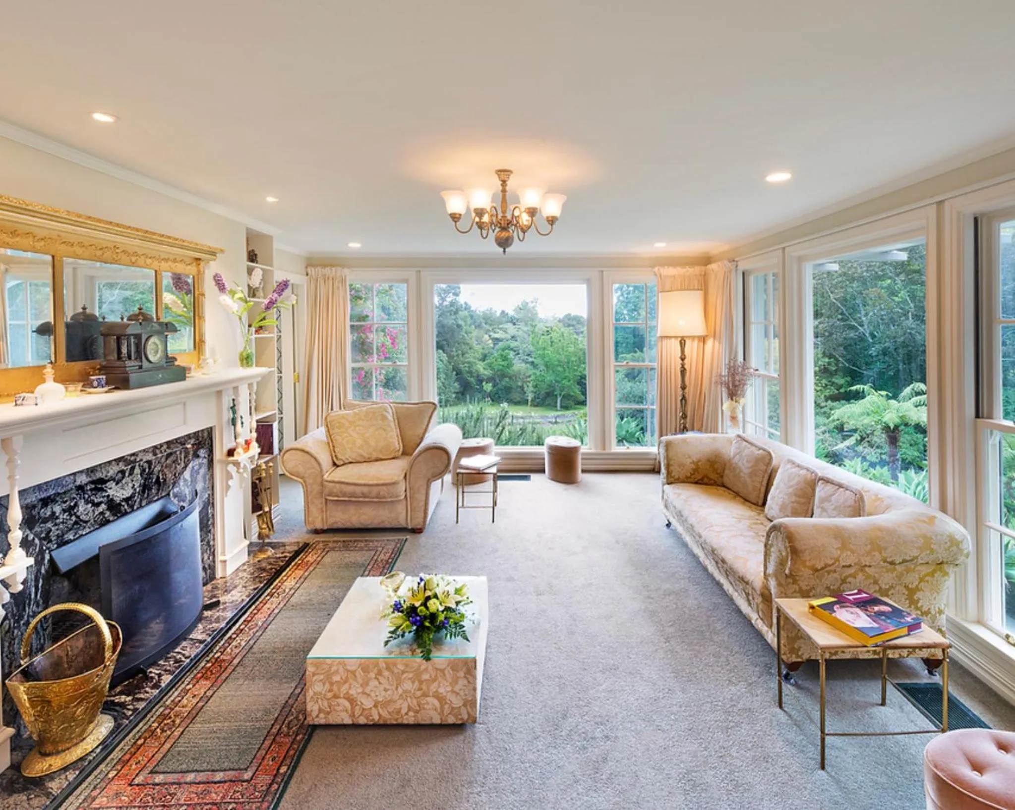 Living room in Greenmantle Estate Hotel