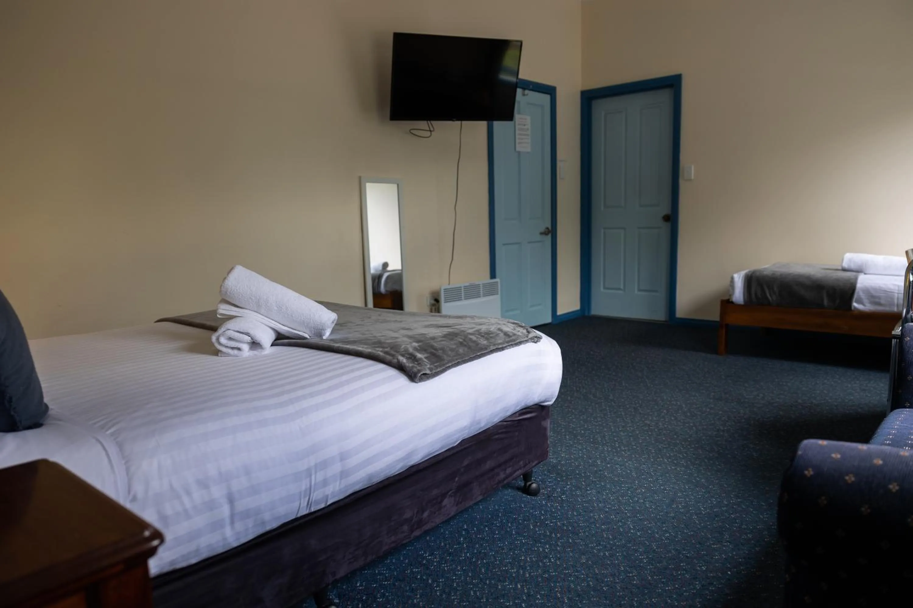 Bedroom, Bed in Tullah Lakeside Lodge