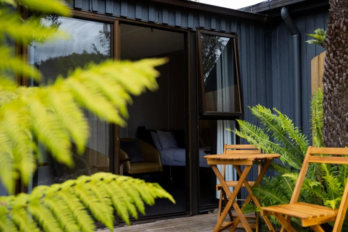 Patio in Tullah Lakeside Lodge