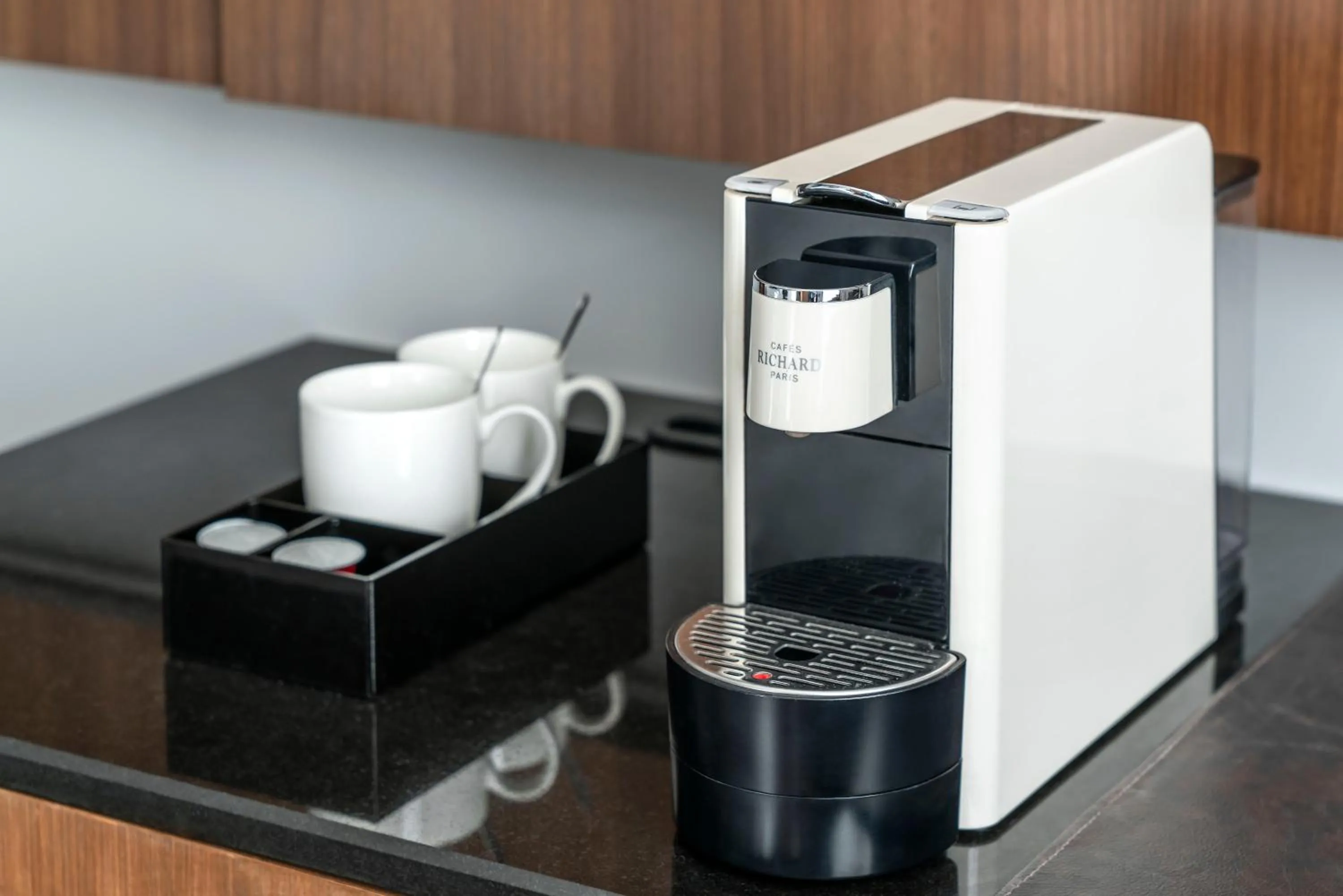 Coffee/tea facilities in The Continent Hotel Sukhumvit - Asok BTS Bangkok