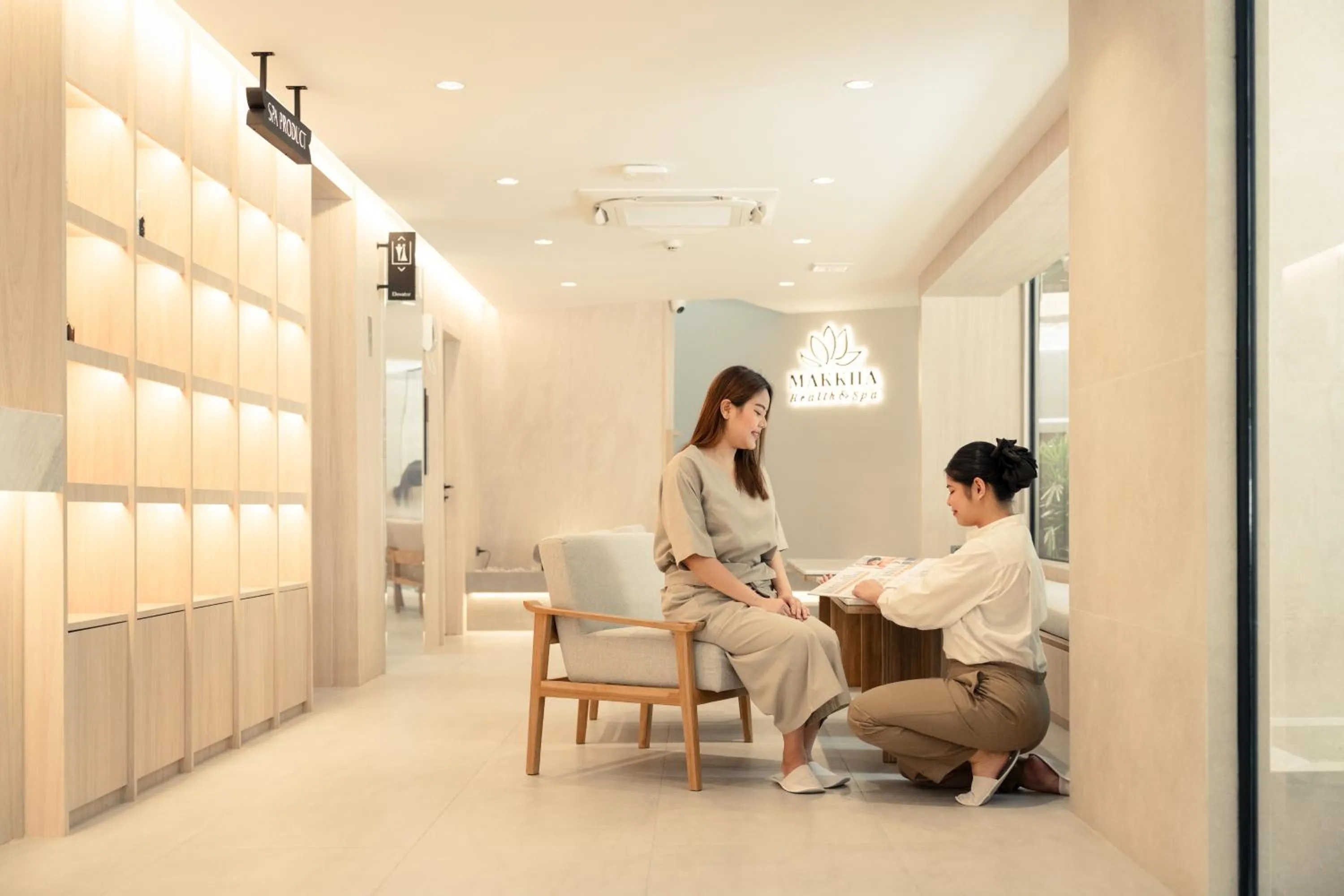 Spa and wellness centre/facilities in The Continent Hotel Sukhumvit - Asok BTS Bangkok