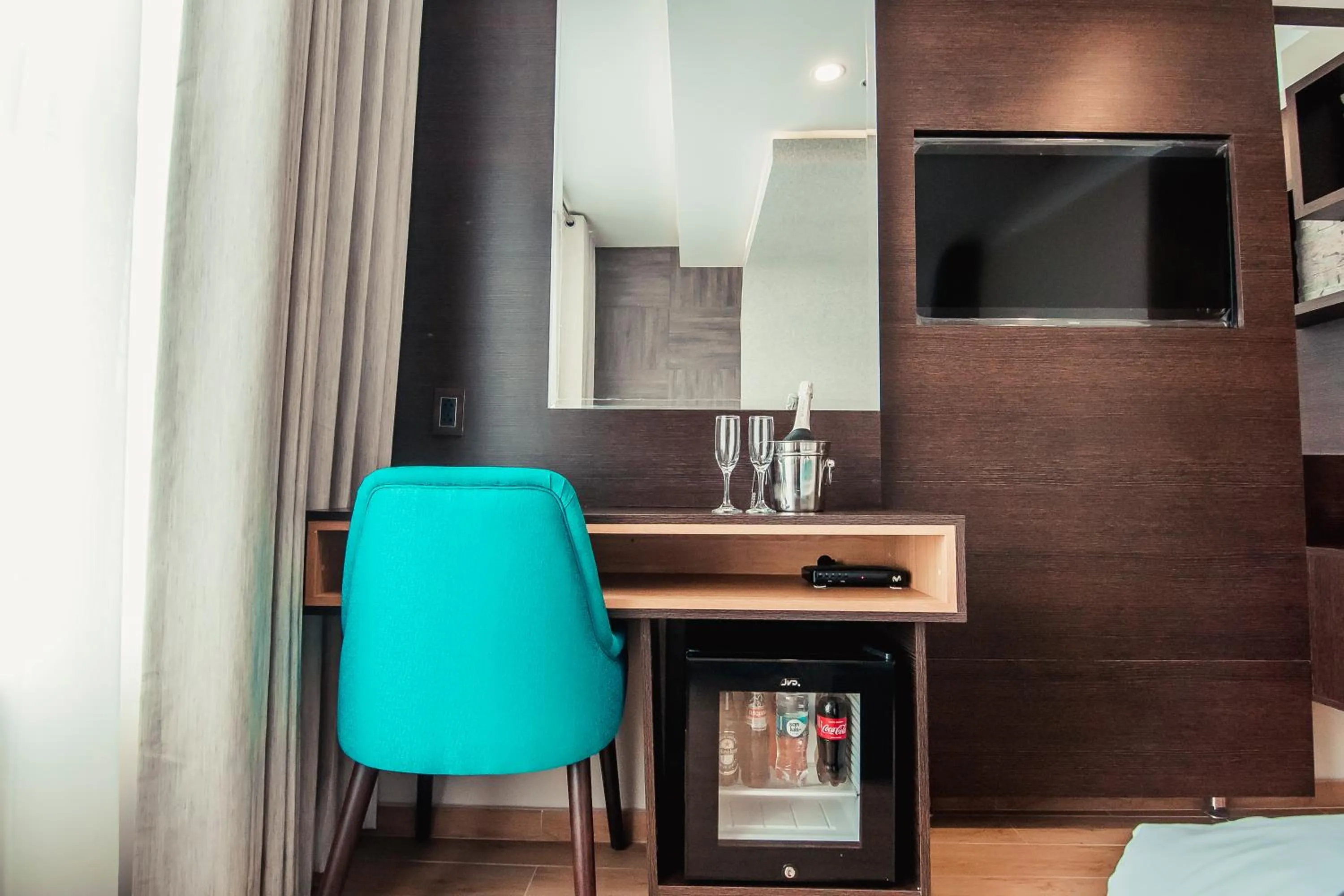 TV and multimedia in Hotel Diamond Lima