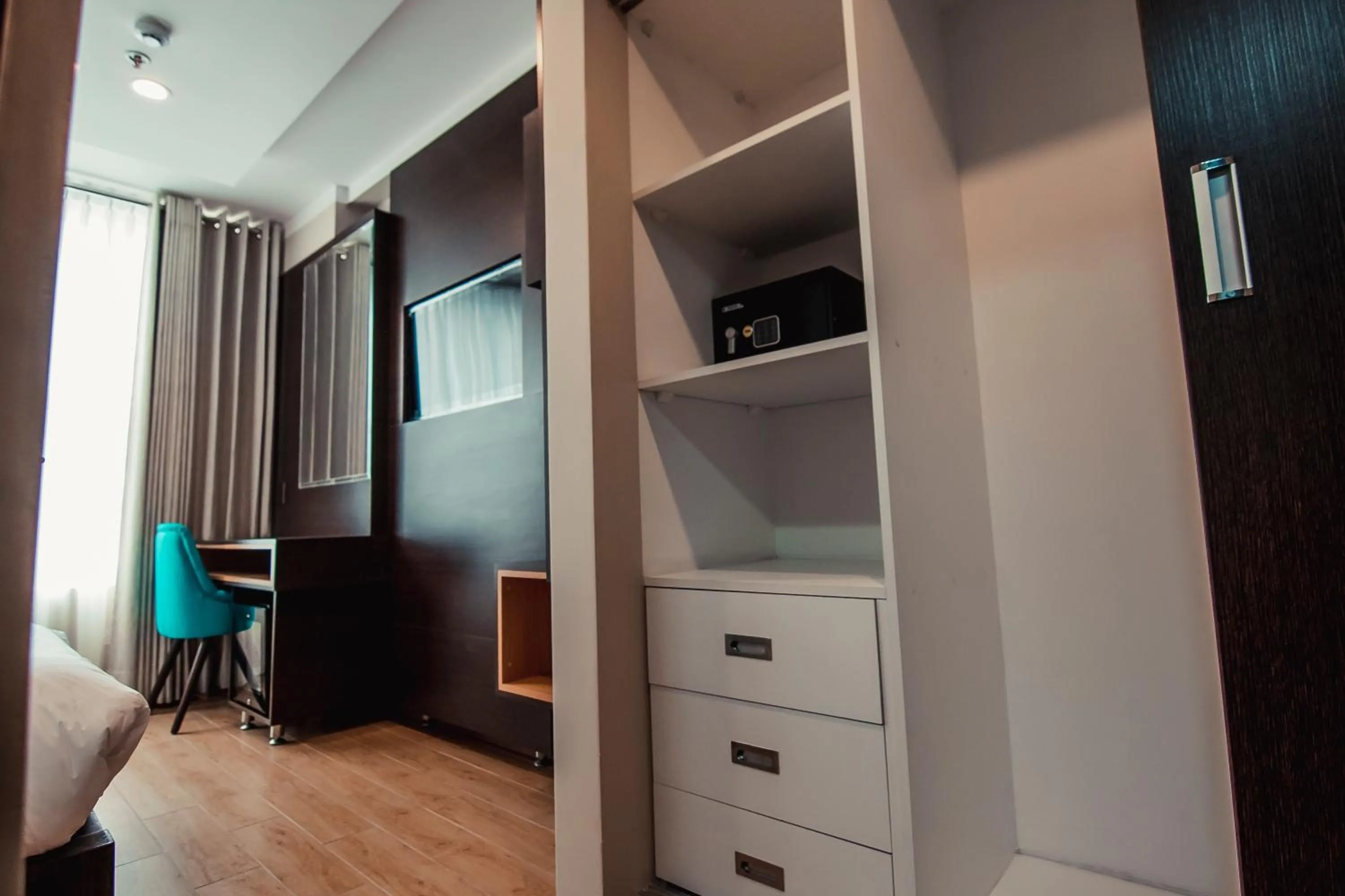 TV and multimedia in Hotel Diamond Lima