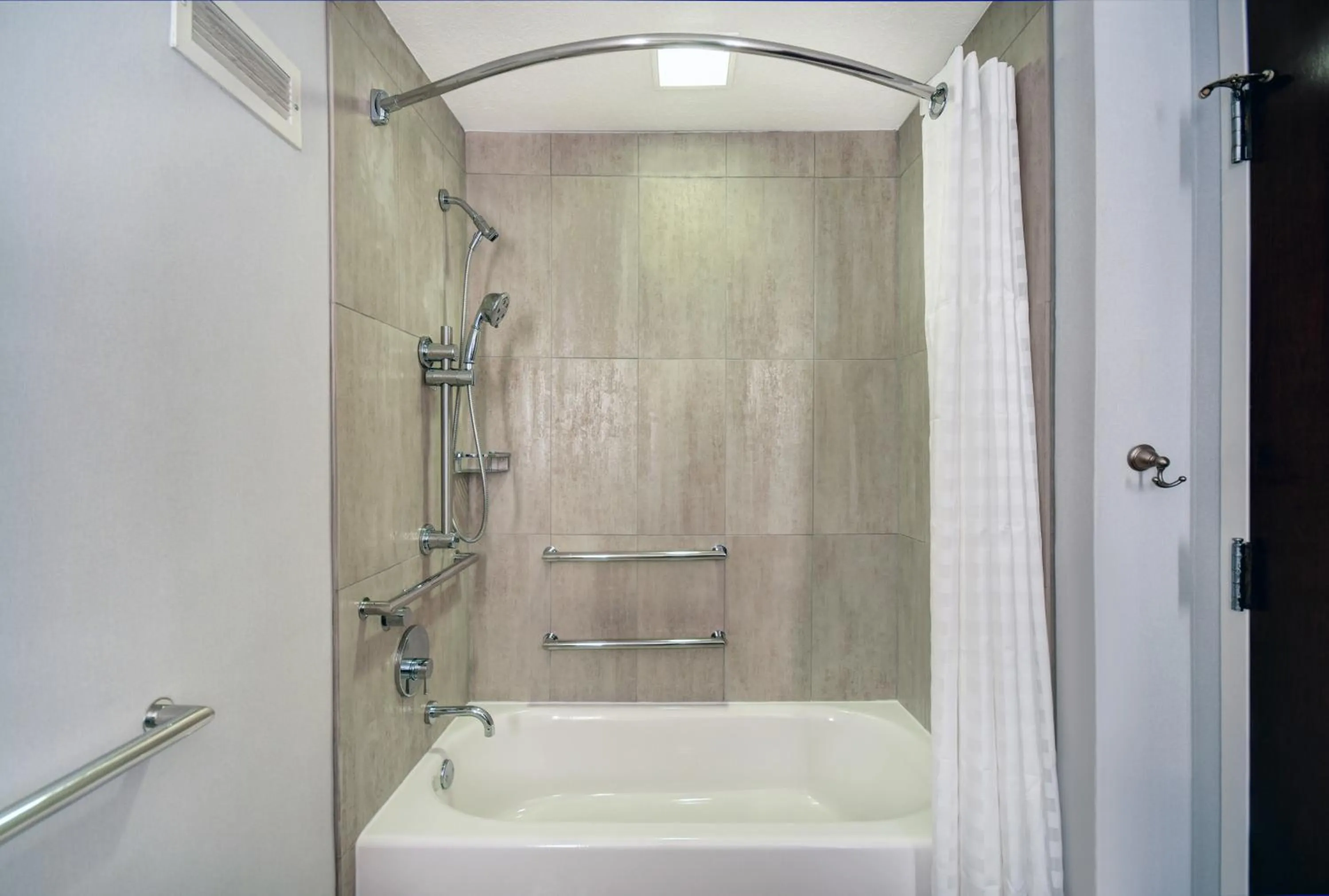 Bathroom in Embassy Suites Charleston