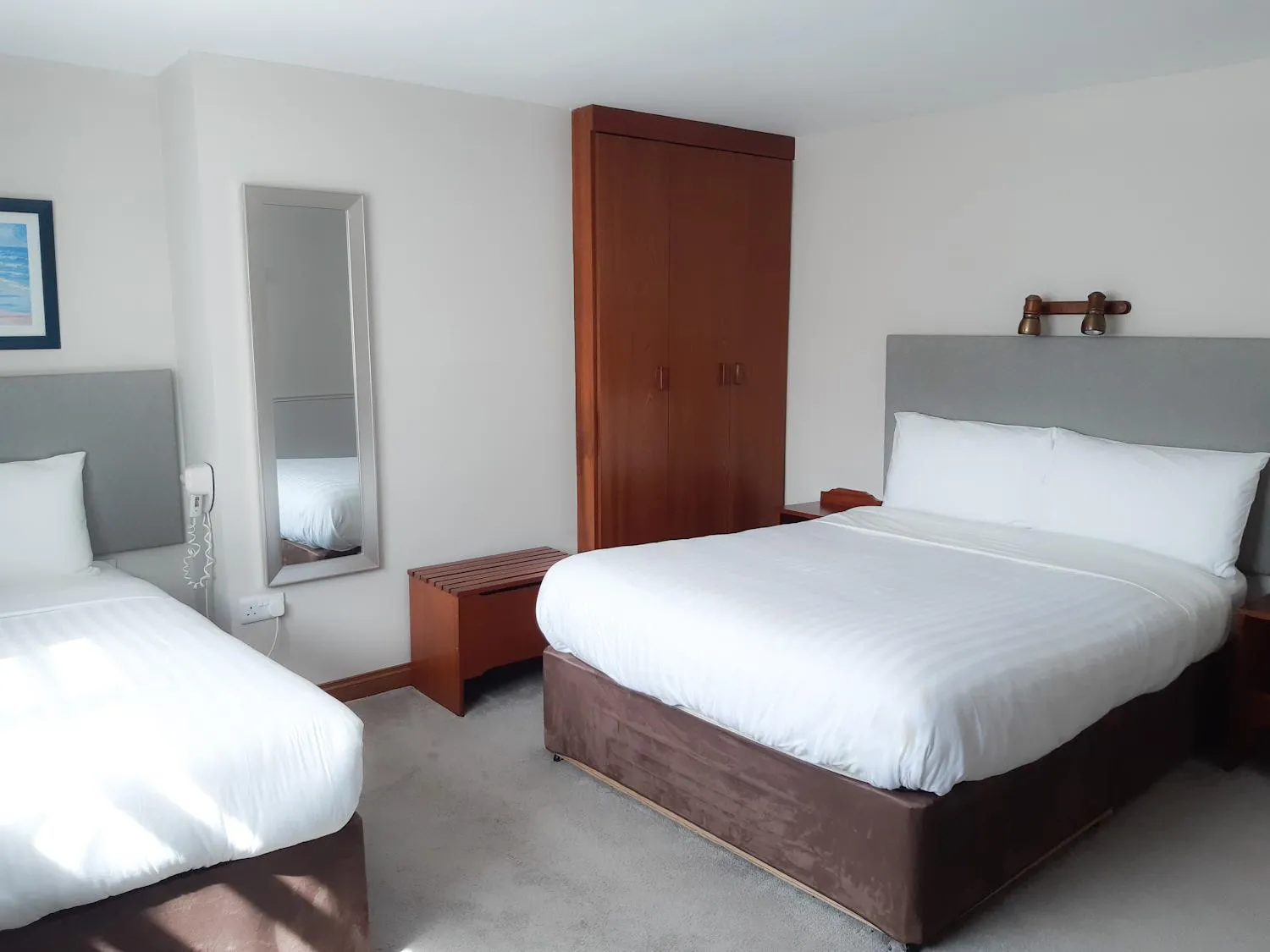 Bedroom, Bed in Inveraray Farm