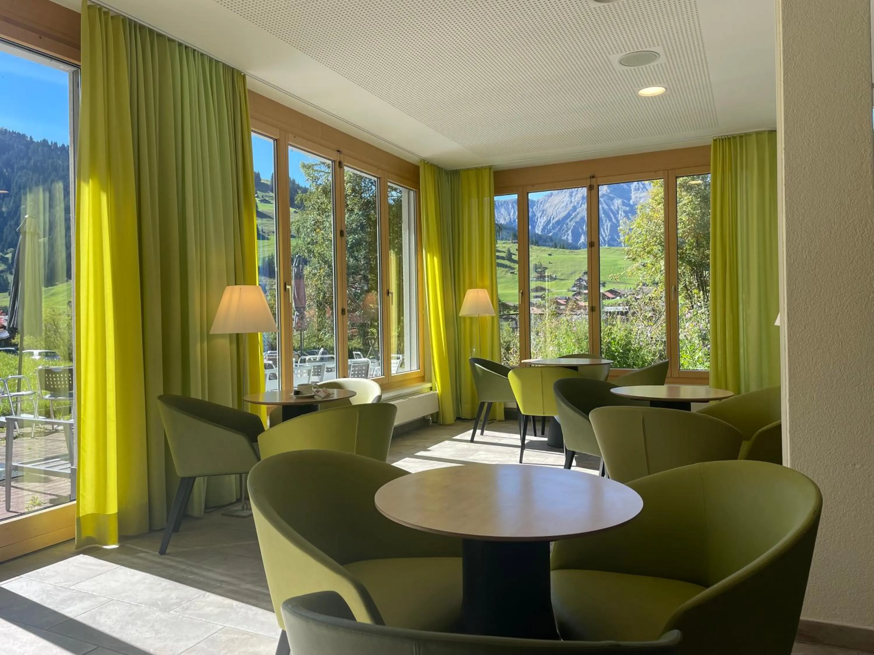 Lobby or reception in Ferien- und Familienhotel Alpina Adelboden