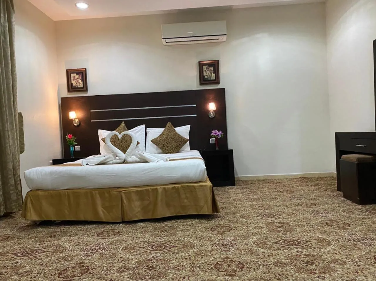 Bed in Rest Night Serviced Apartments - Al Nafal