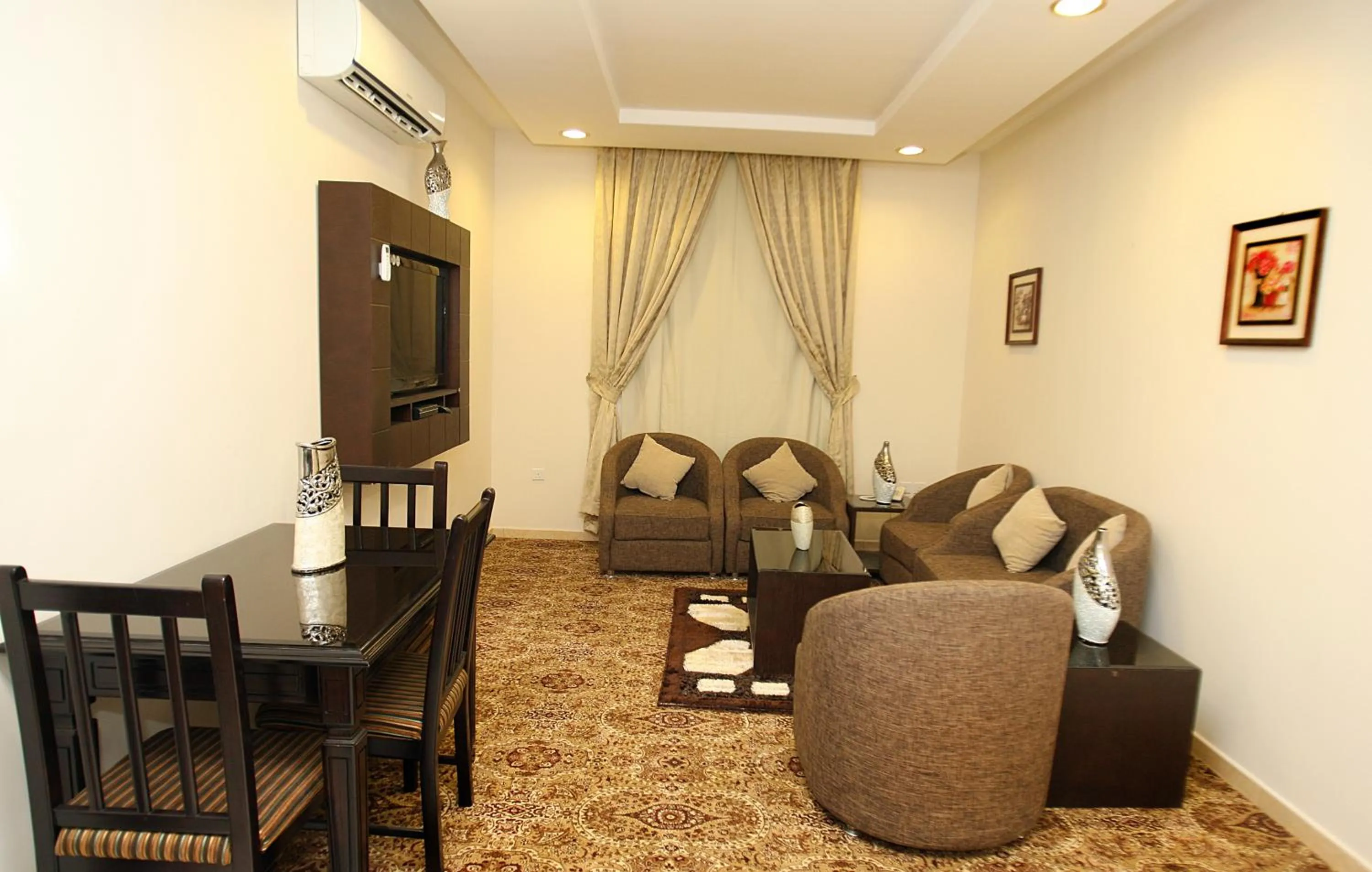 Living room in Rest Night Serviced Apartments - Al Nafal