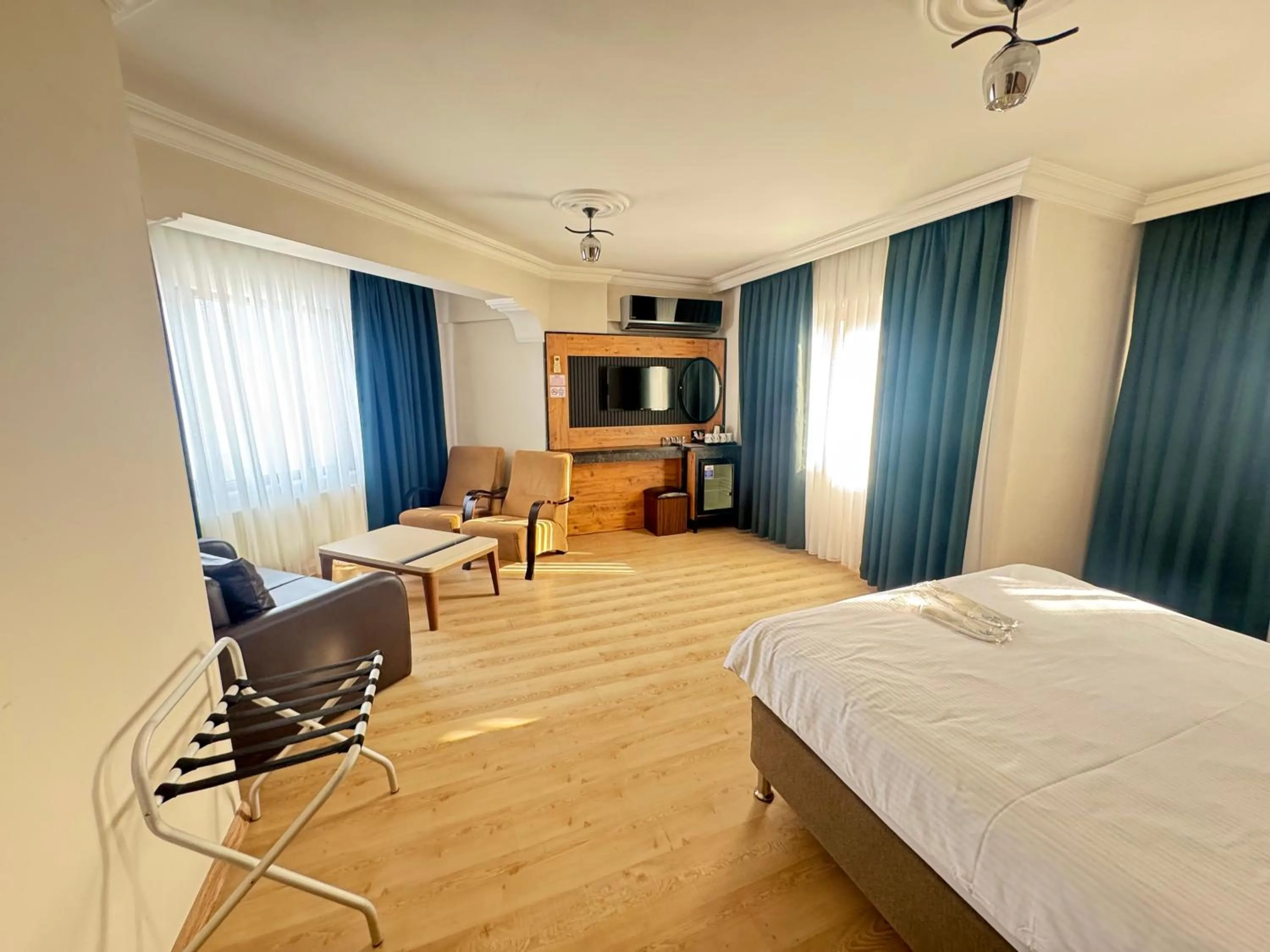 Photo of the whole room, Bed in Amasra Ceylin Otel