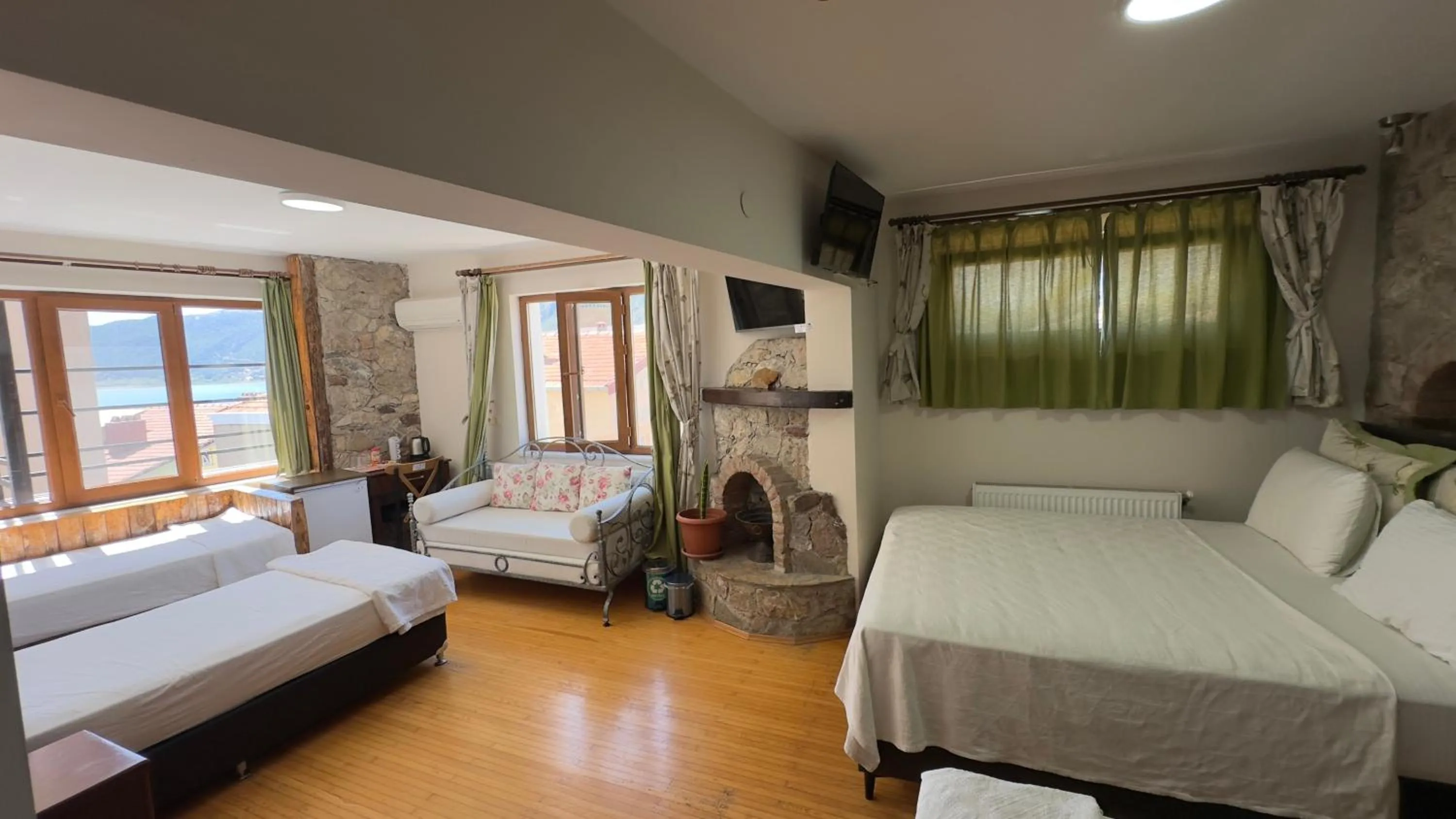 Bed in Fulya Pension