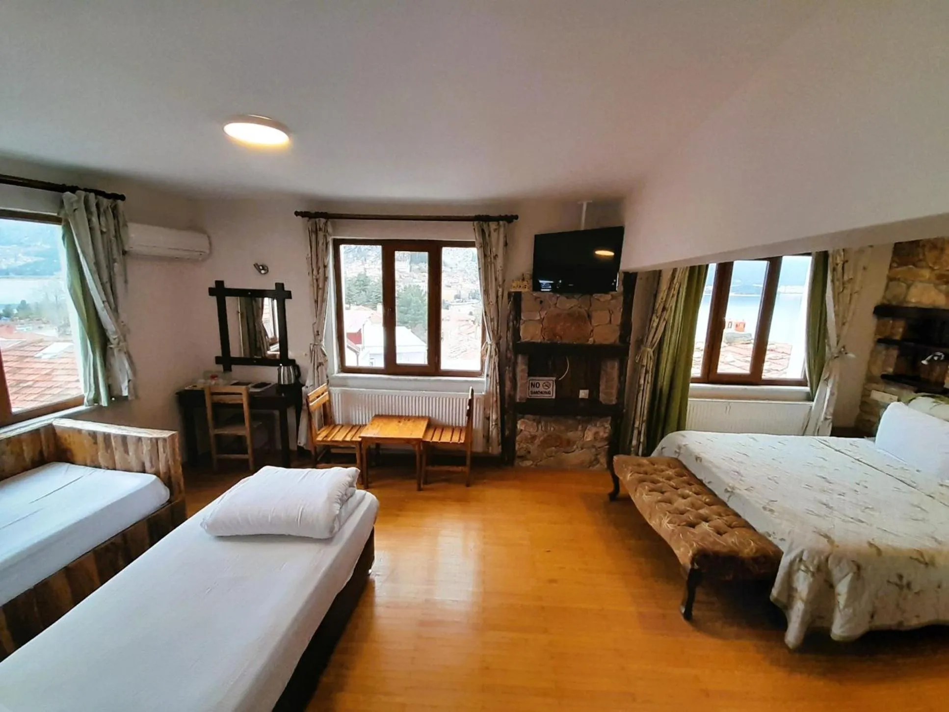 Bed in Fulya Pension
