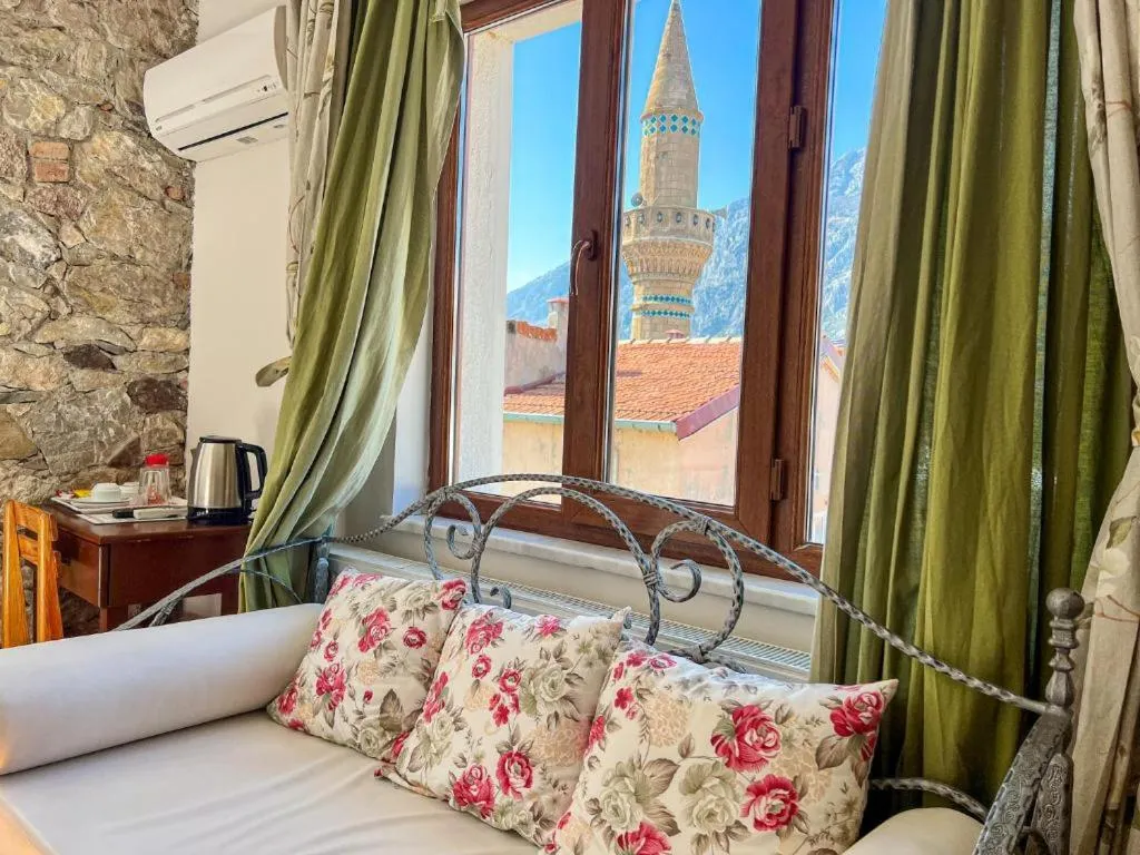 Coffee/tea facilities, Bed in Fulya Pension