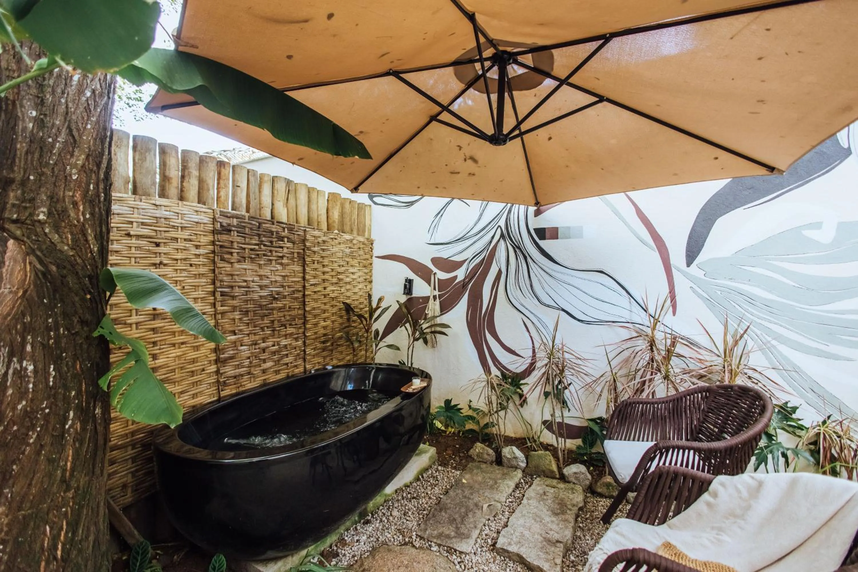 Hot Tub in Smart Hotel Reserva Ilhabela