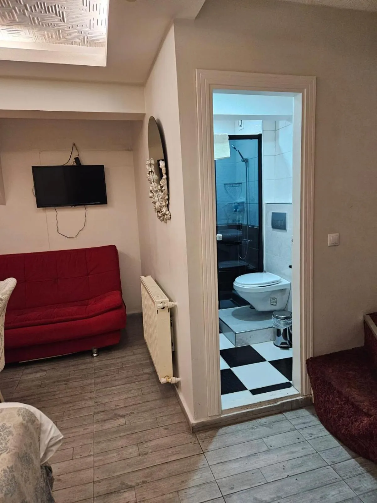 Shower in Lemon Residence