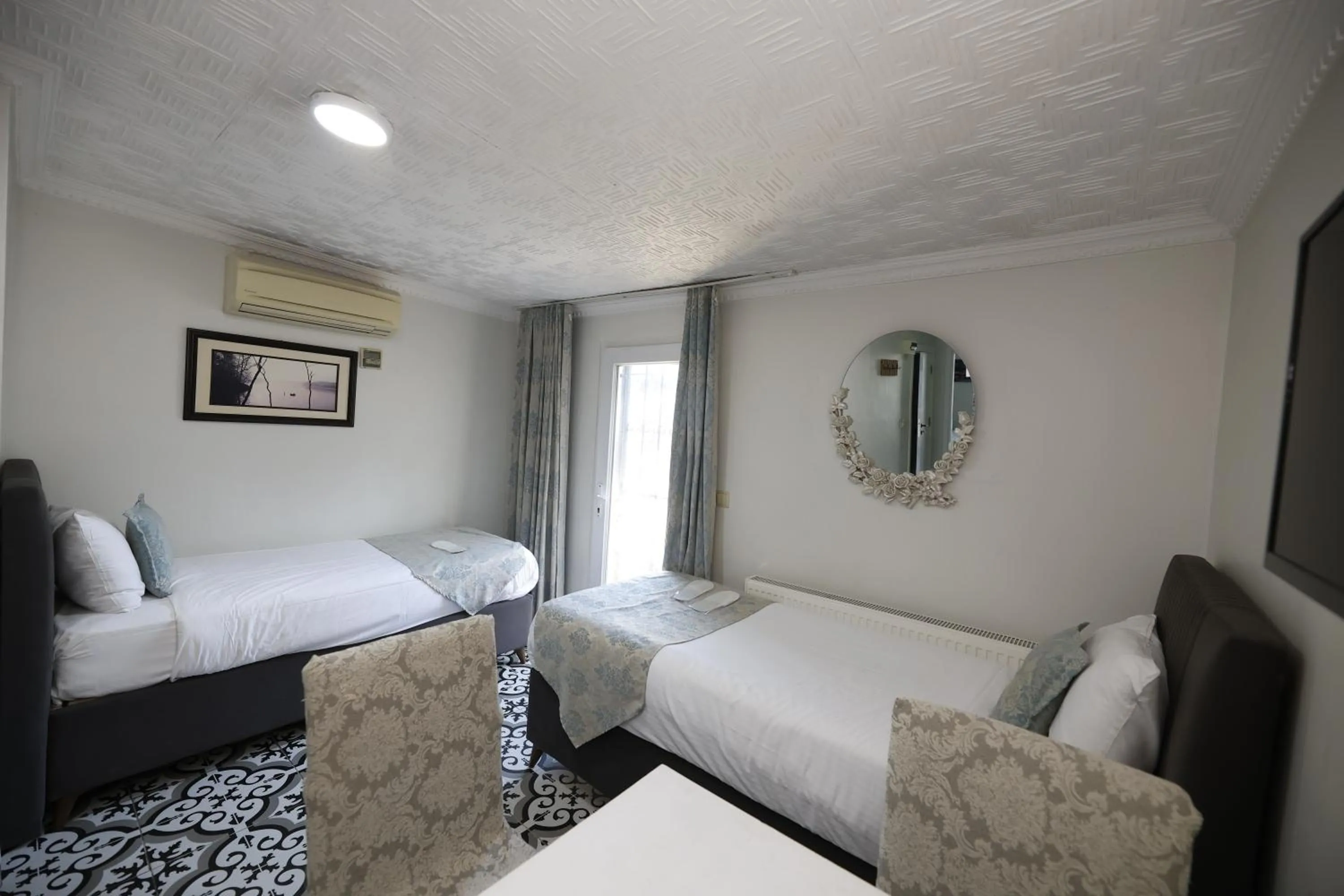 Bed in Lemon Residence