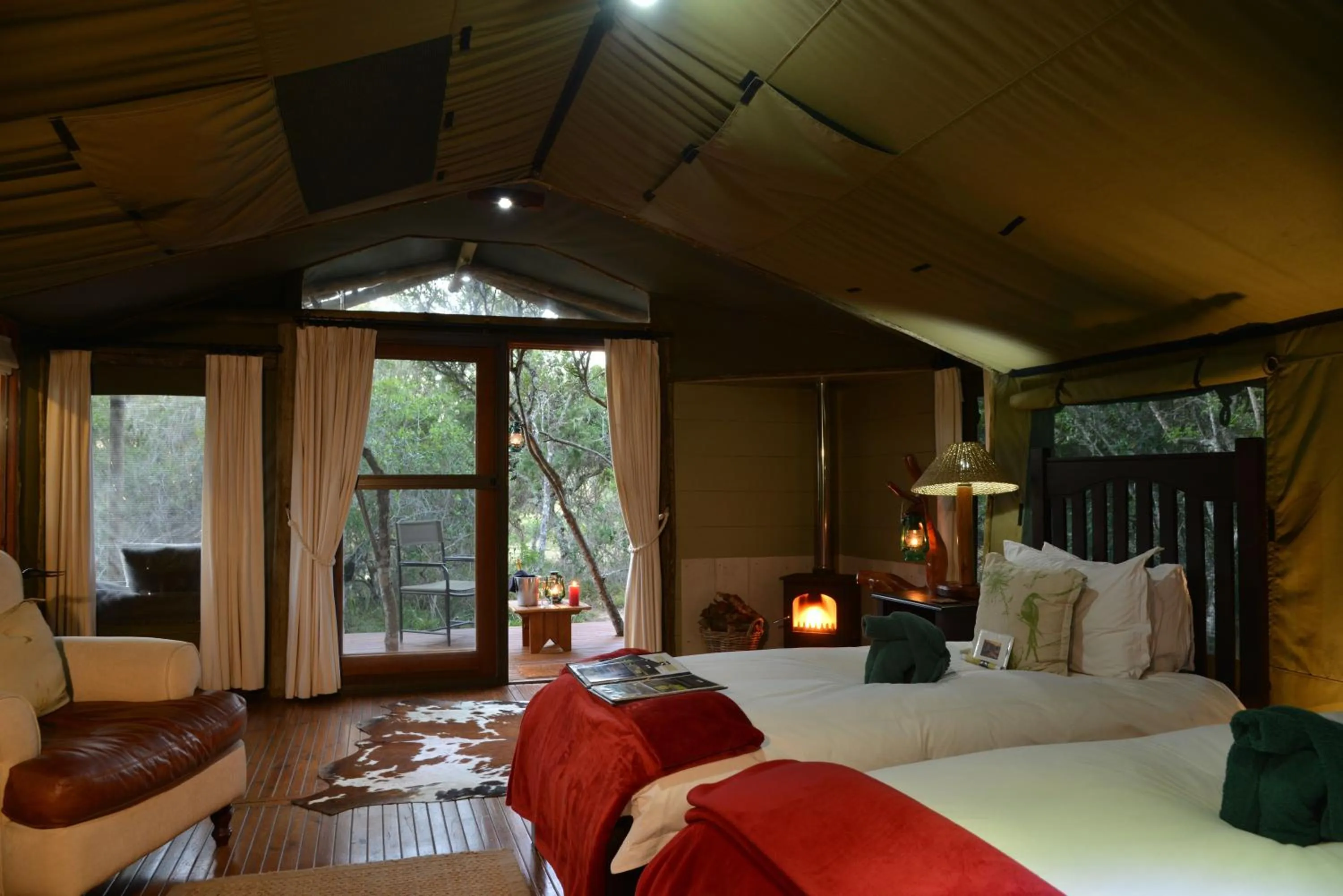 Photo of the whole room, Bed in Sibuya Game Reserve and Lodge