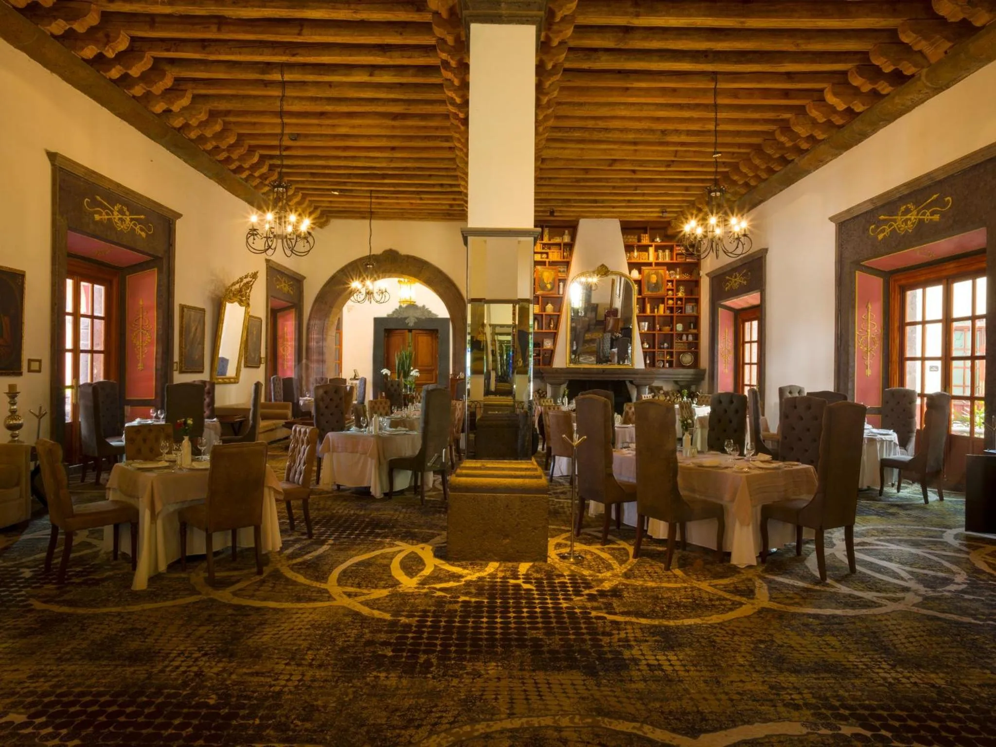 Restaurant/places to eat in Fiesta Americana Hacienda Galindo Resort & Spa