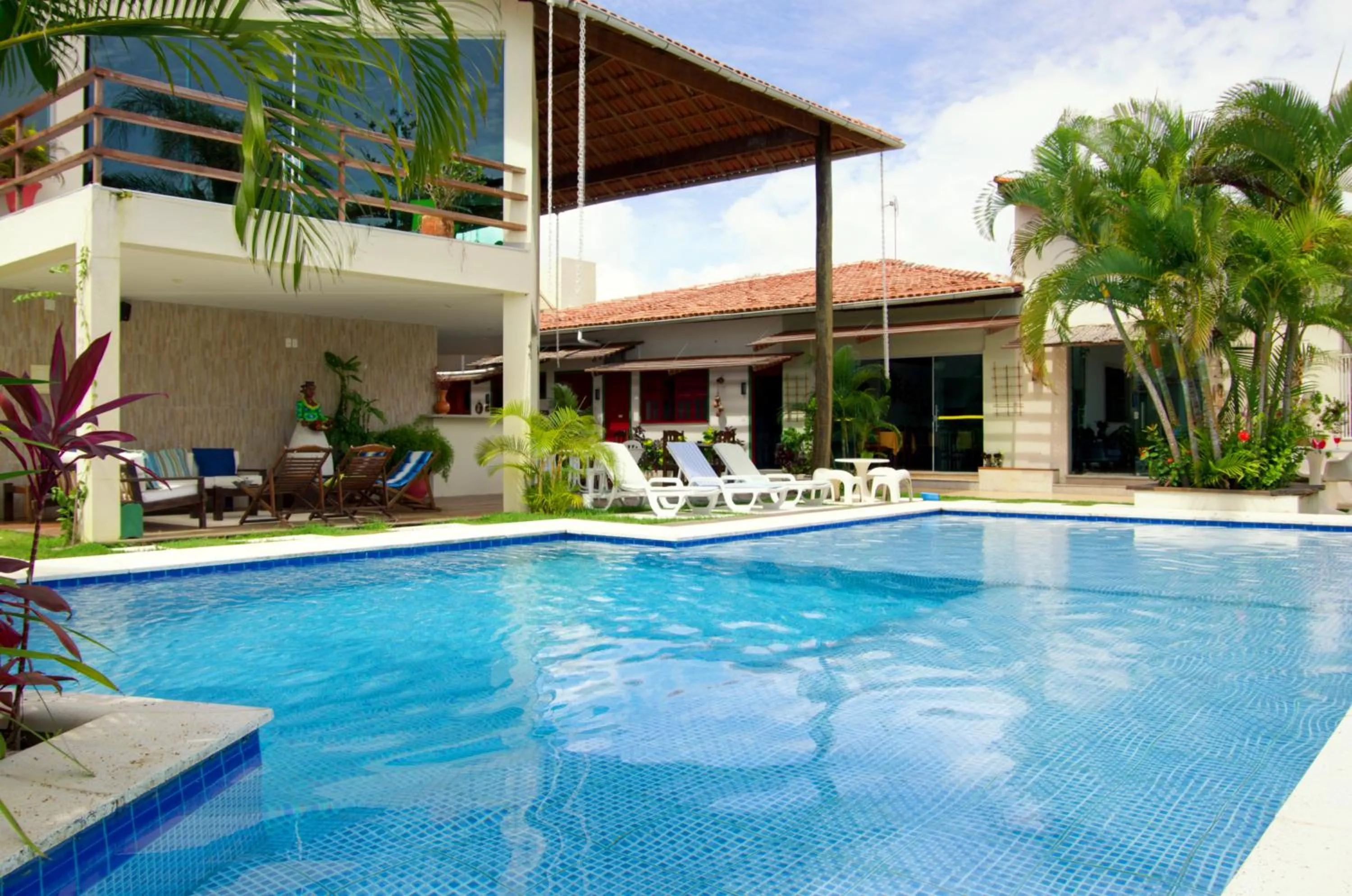 Swimming pool in Pousada Novo Prado